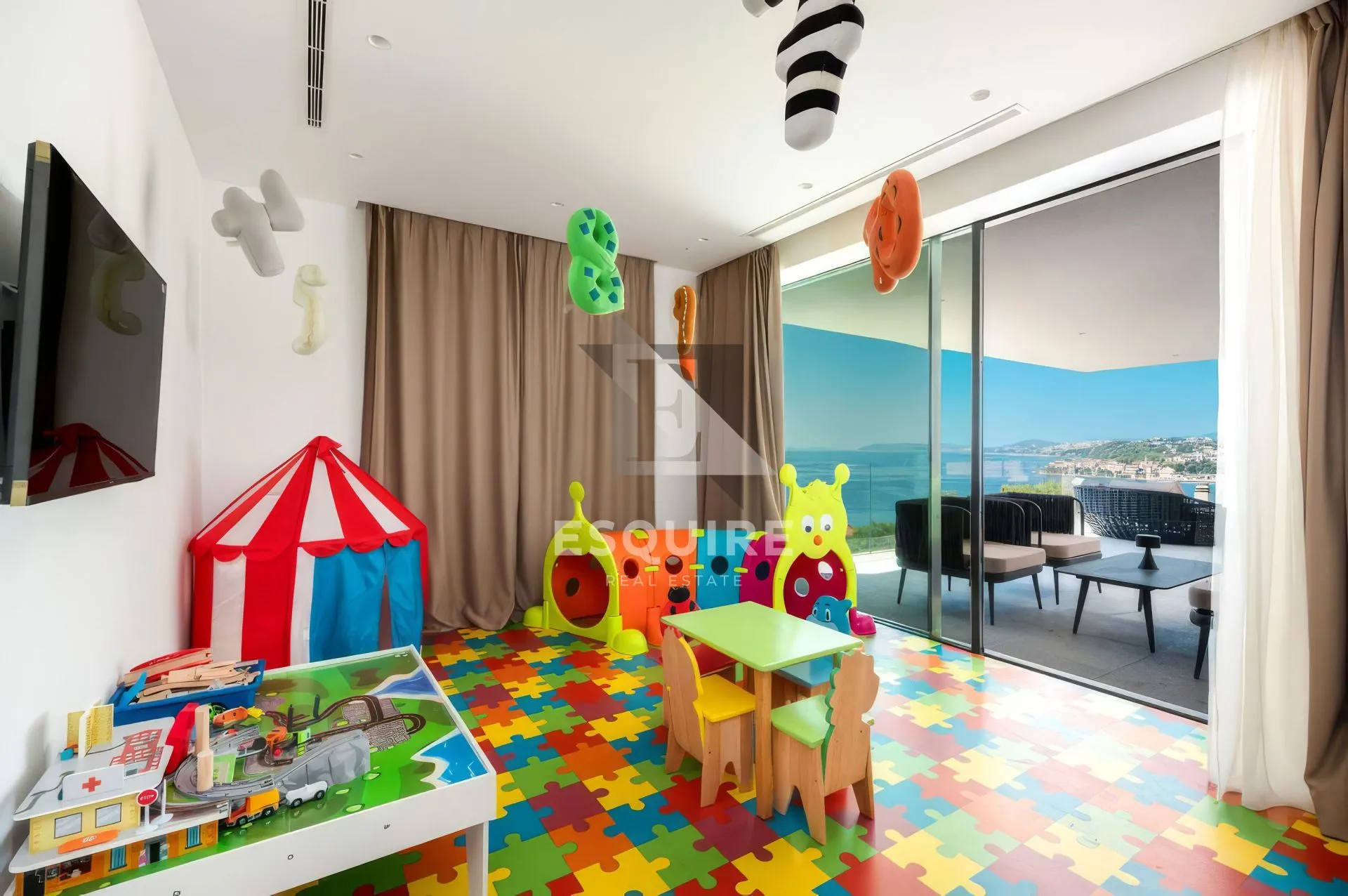 split - ekskluzivna vila s pogledom na more - slika 38