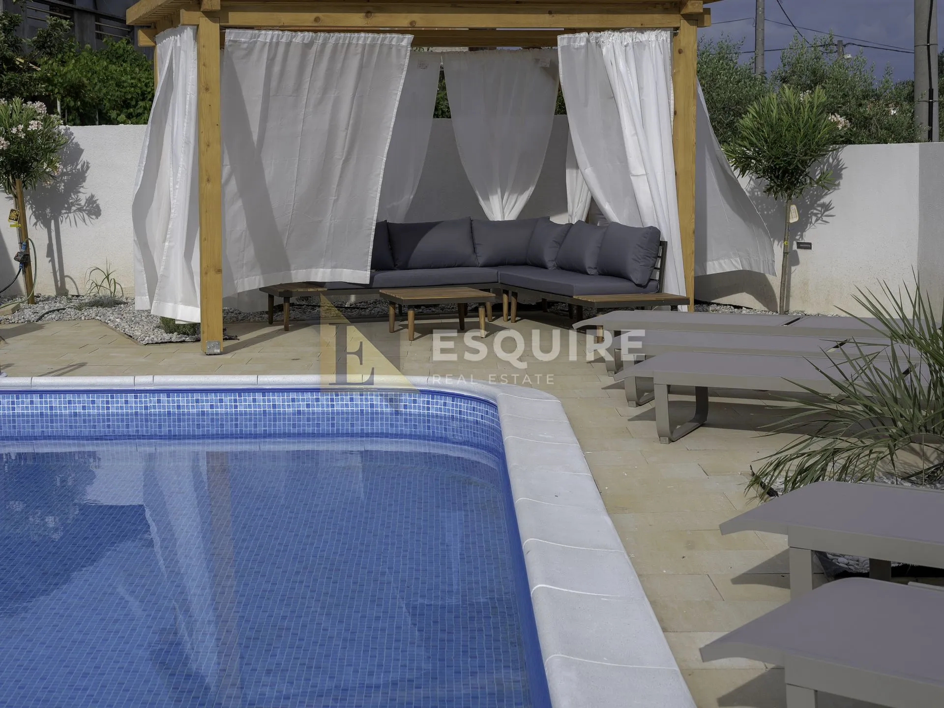 zadar - posedarje impozantna villa sa bazenom - 280m2 - slika 34