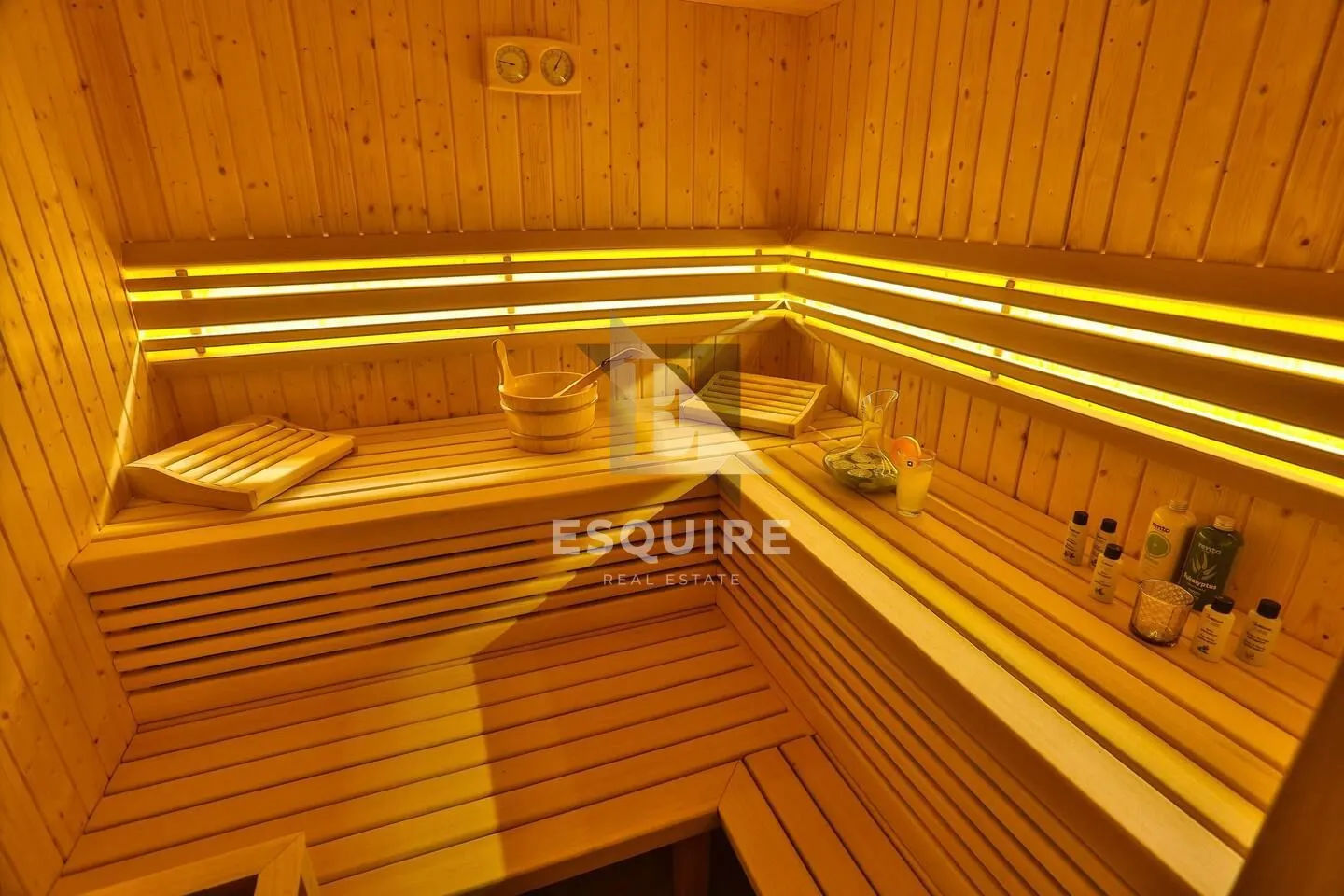 luksuzna vila s bazenom, okolica splita - slika 46