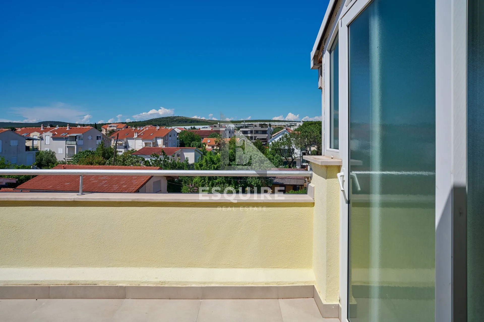 turanj - jednosoban apartman 1. red do mora - 45m2 - slika 19
