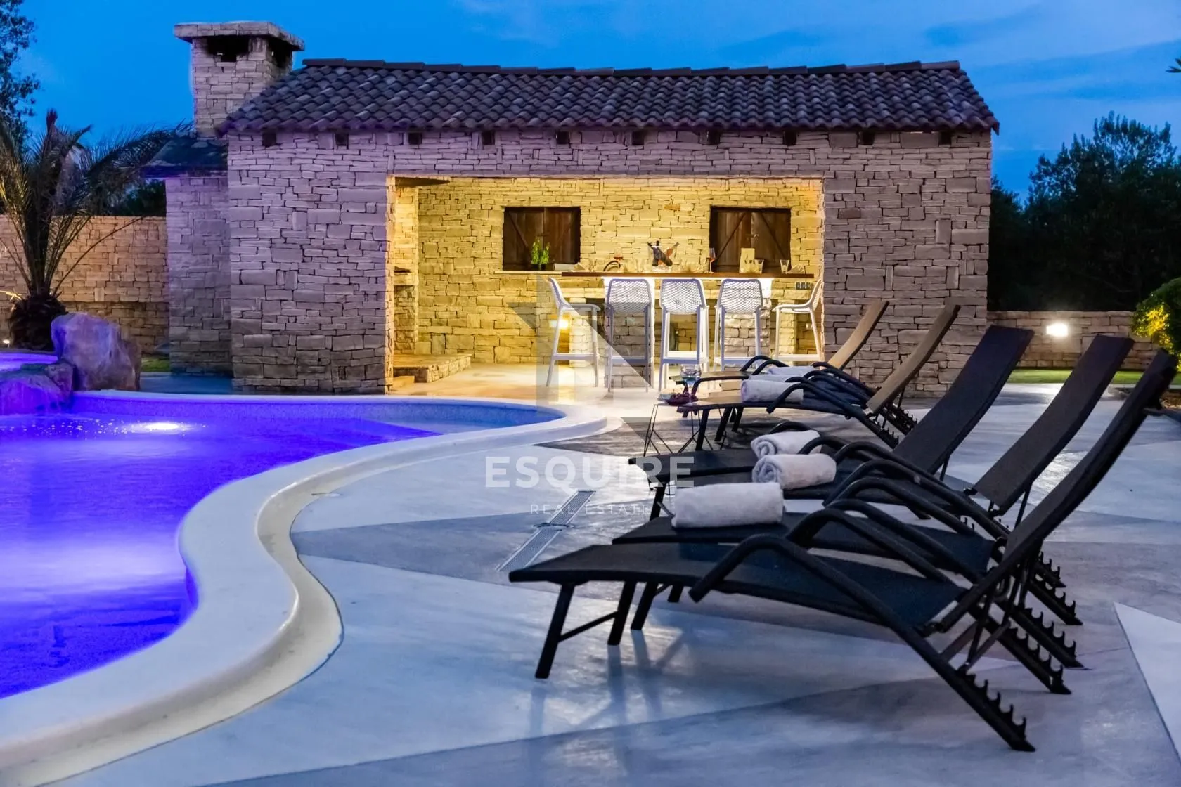 zaton - luksuzna vila s bazenom, 8 spavaćih soba - 385m2 - slika 4