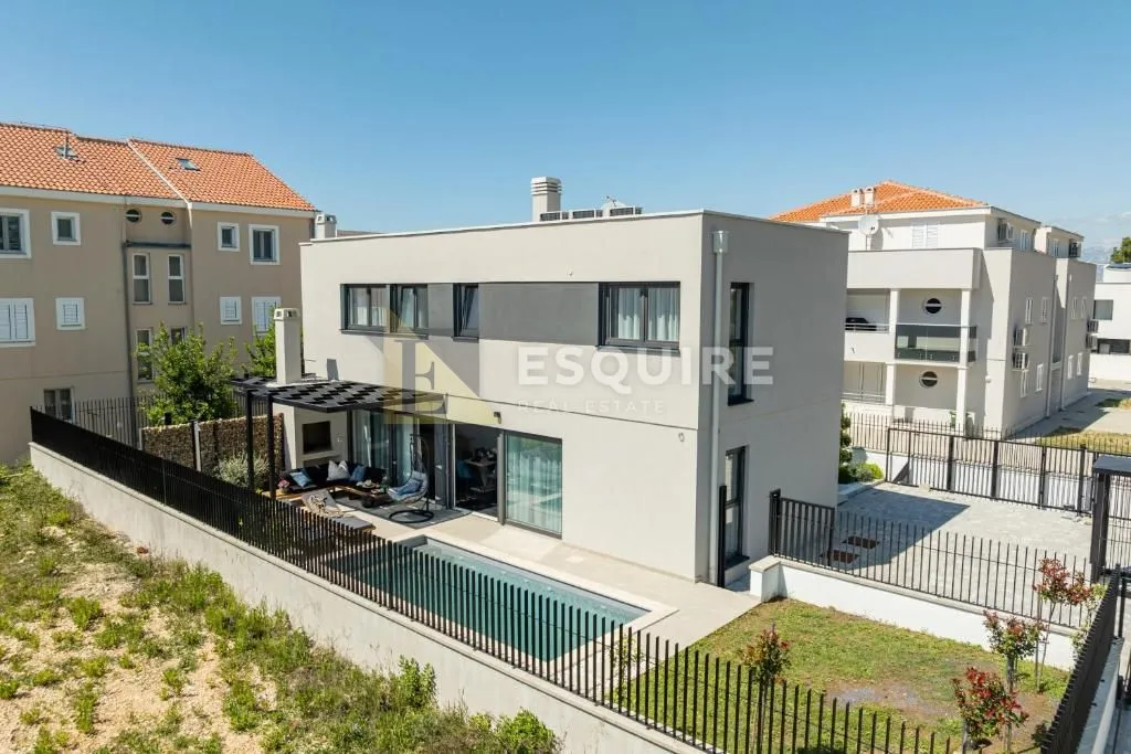 privlaka - duplex vila s bazenom 3. red od mora - 190m2 - slika 2