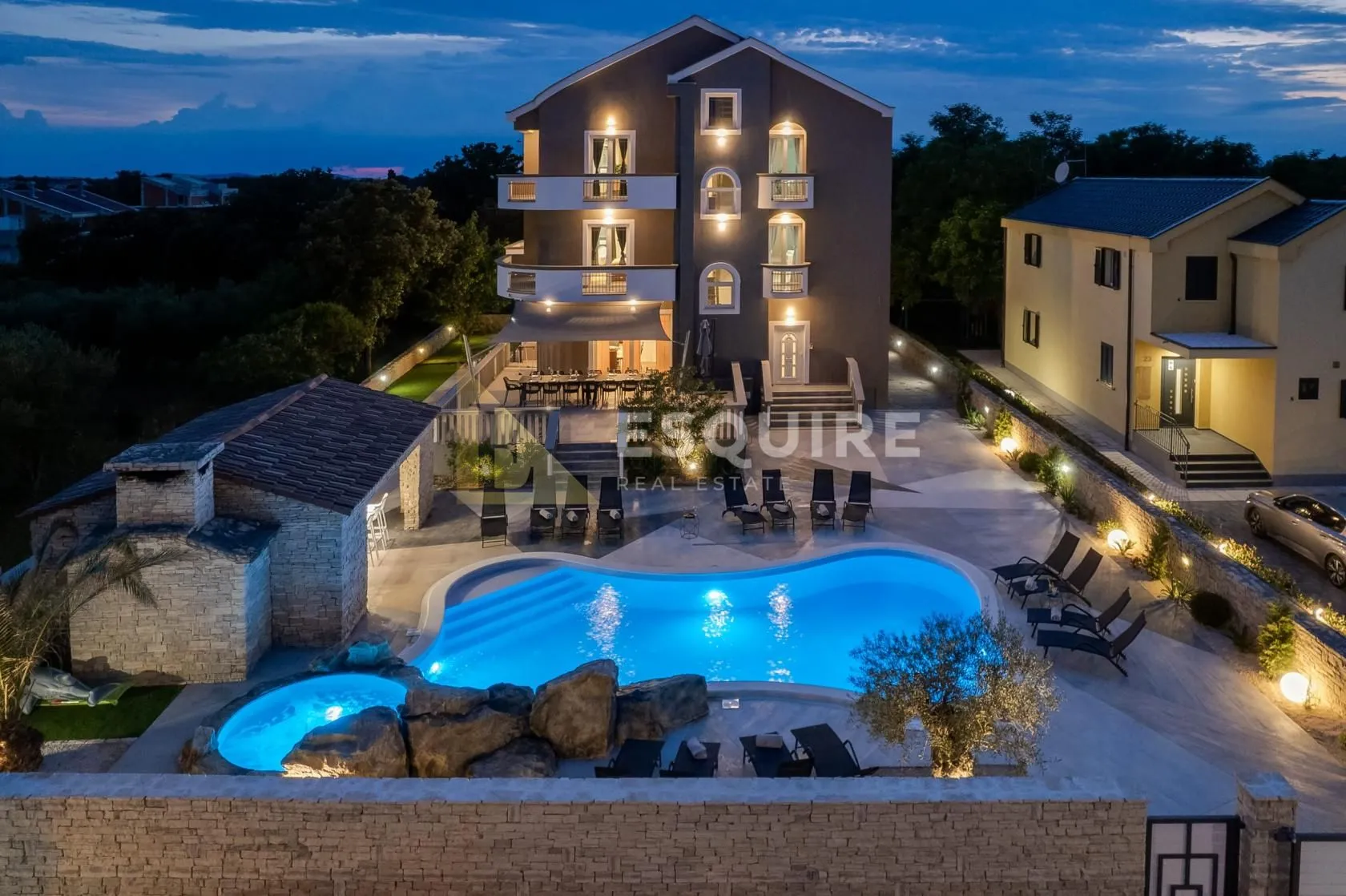 zaton - luksuzna vila s bazenom, 8 spavaćih soba - 385m2 - slika 3