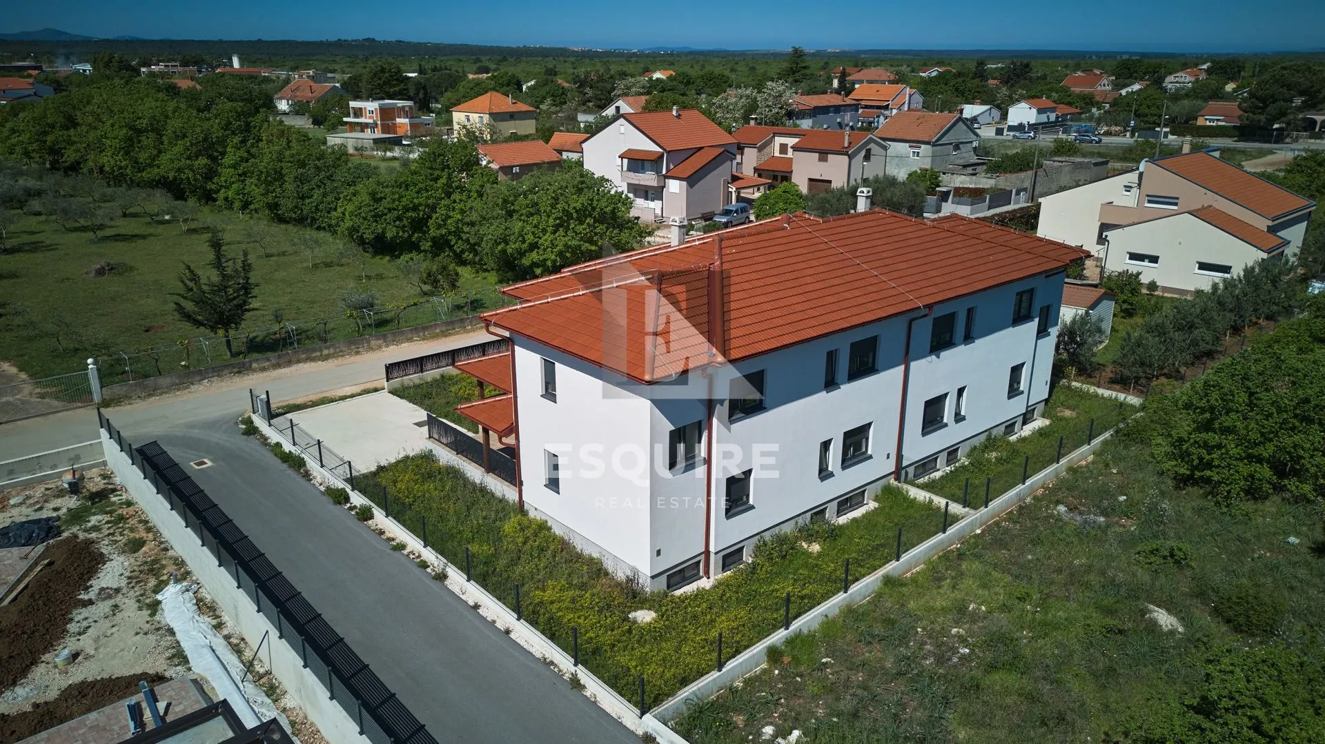 murvica - dvojna kuća, 5 soba, garaža - 241m2 - slika 4