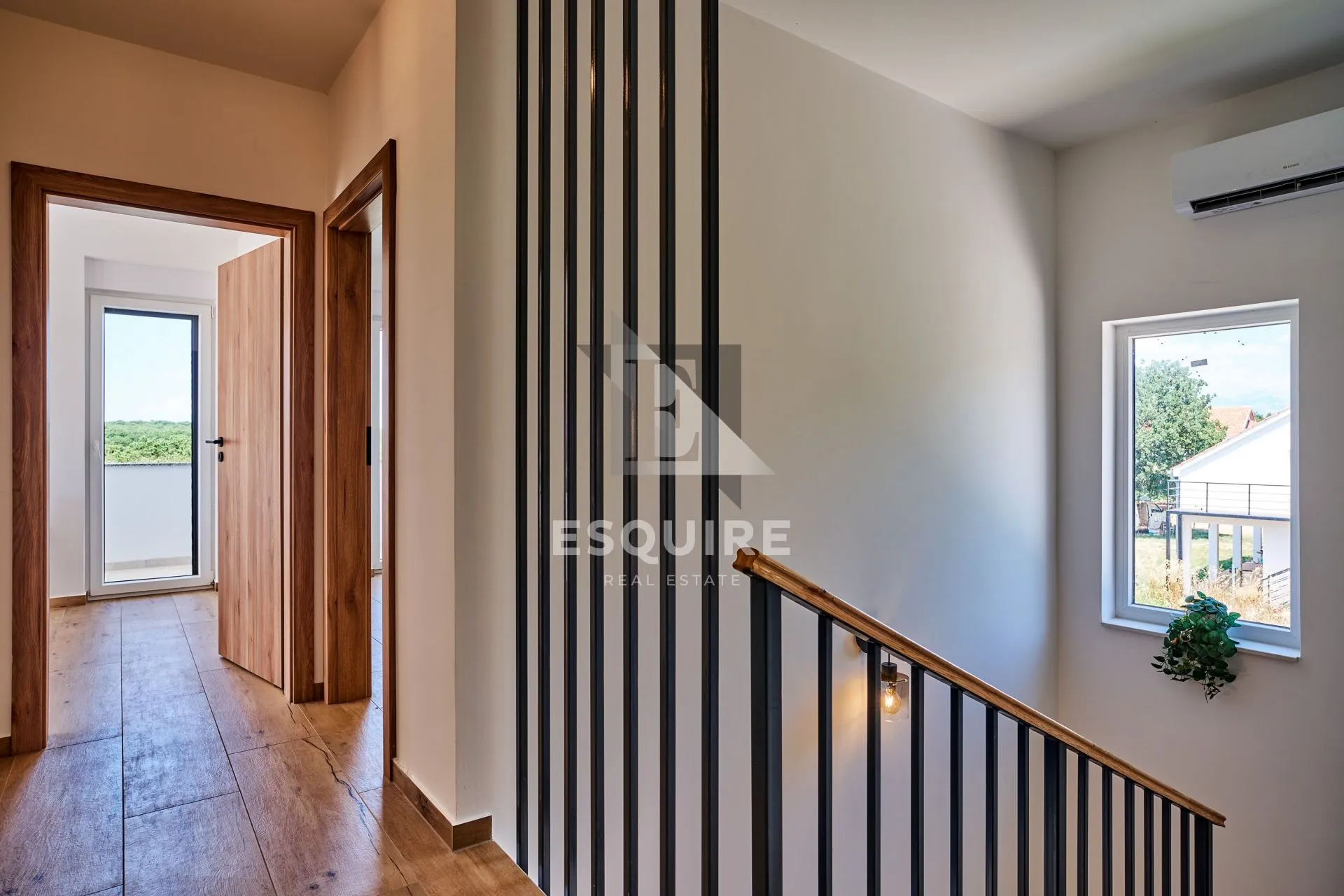 nin - žerava - moderna trosobna vila s bazenom - 188m2 - slika 25