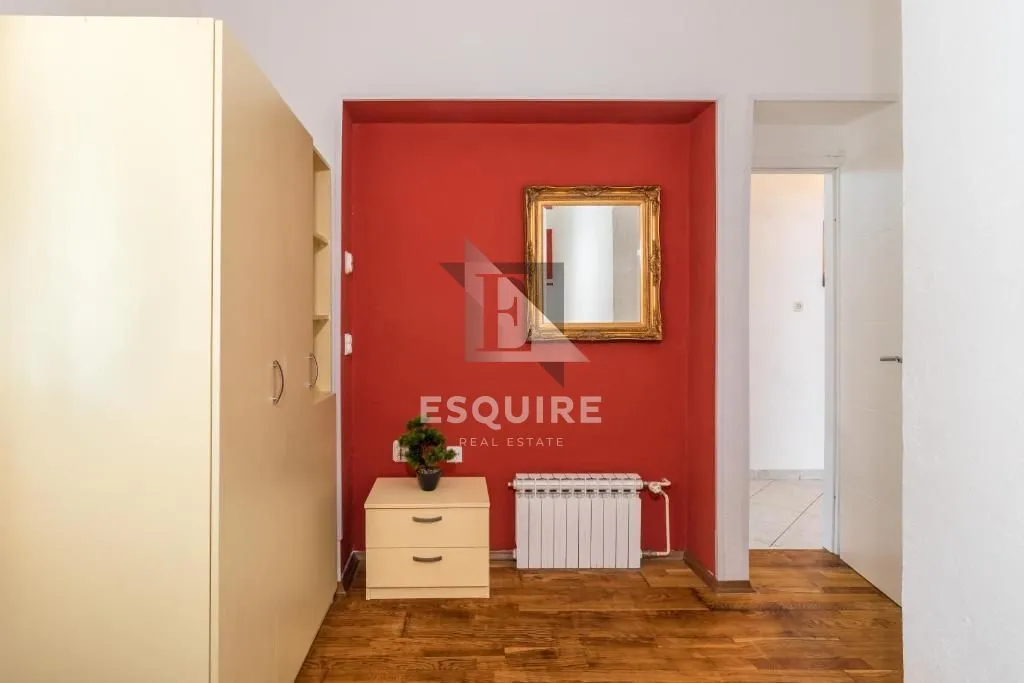 brač - sutivan - kuća sa dvije stambene jedinice i bazenom - 425m2 - slika 7