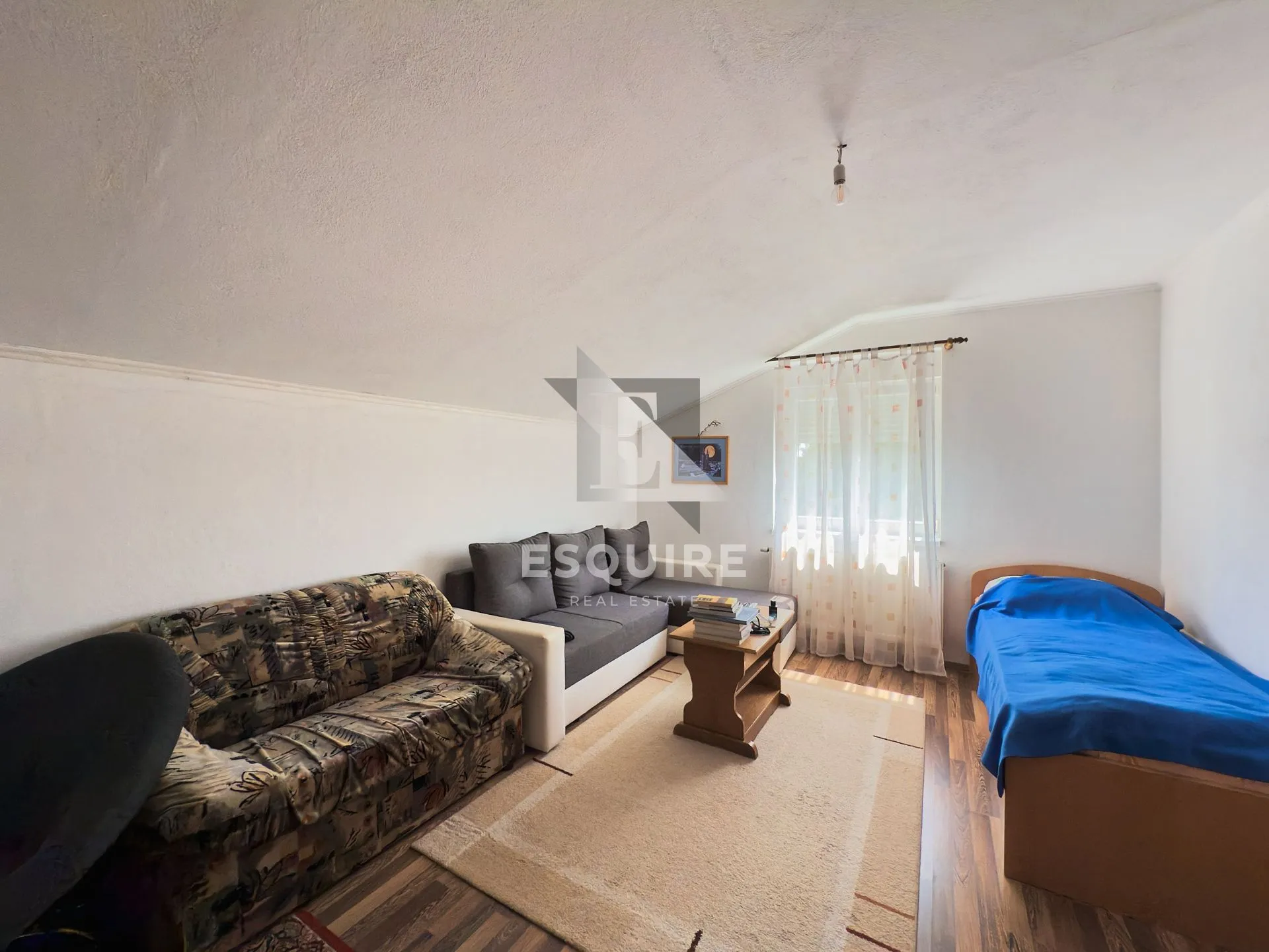 zemunik donji - samostojeća katnica s velikim dvorištem - 260m2 - slika 12