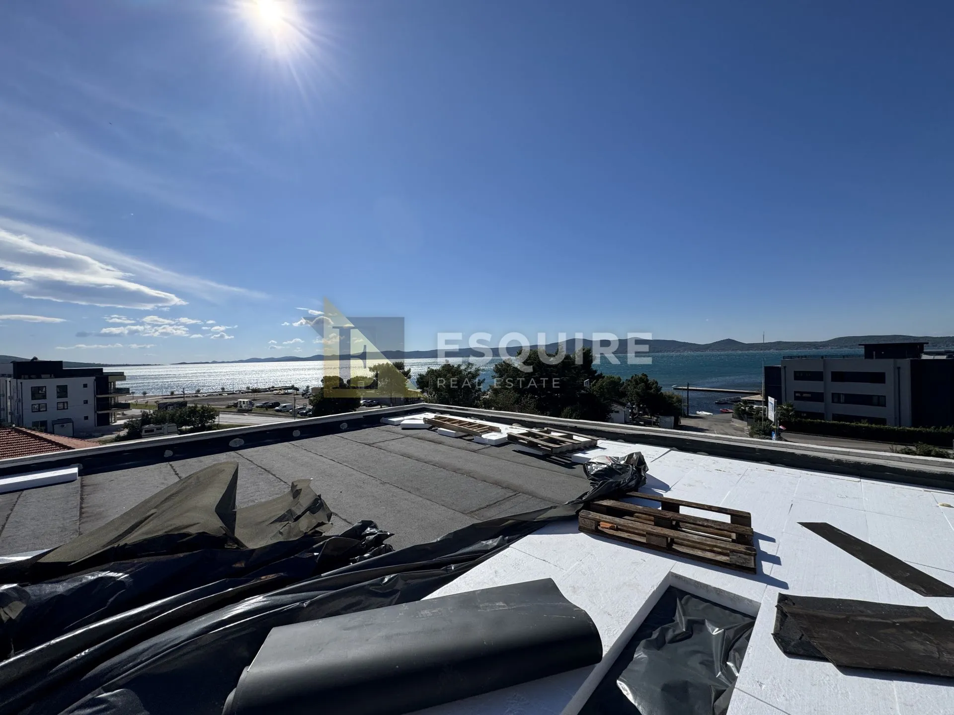 zadar - sukošan penthouse s201 prvi red do mora - 249m2 - slika 22