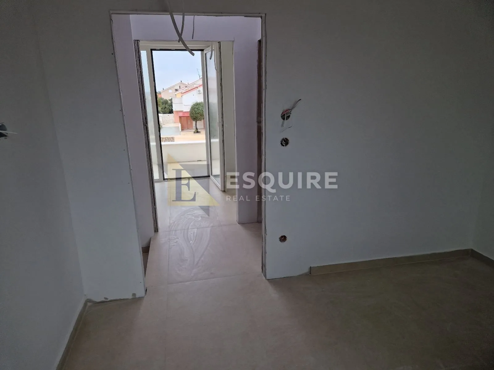 pag - mandre dvoetažni dvosobni stan - 63m2 - slika 6