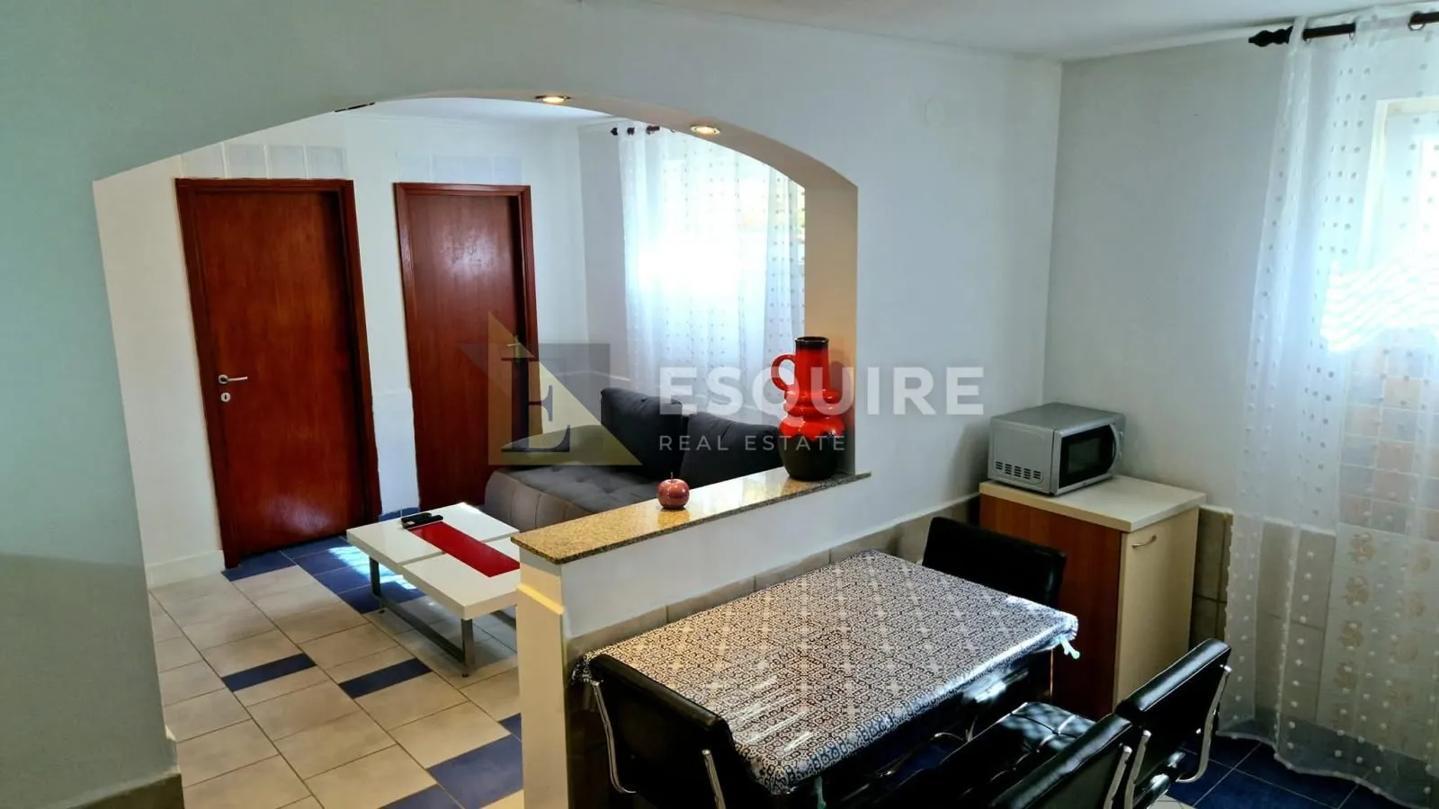 bili brig - trosoban stan u suterenu - 87m2 - slika 10