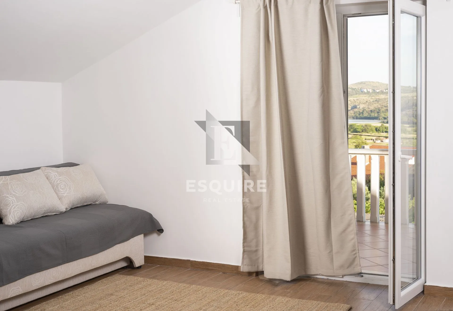 zadar - posedarje impozantna villa sa bazenom - 280m2 - slika 17