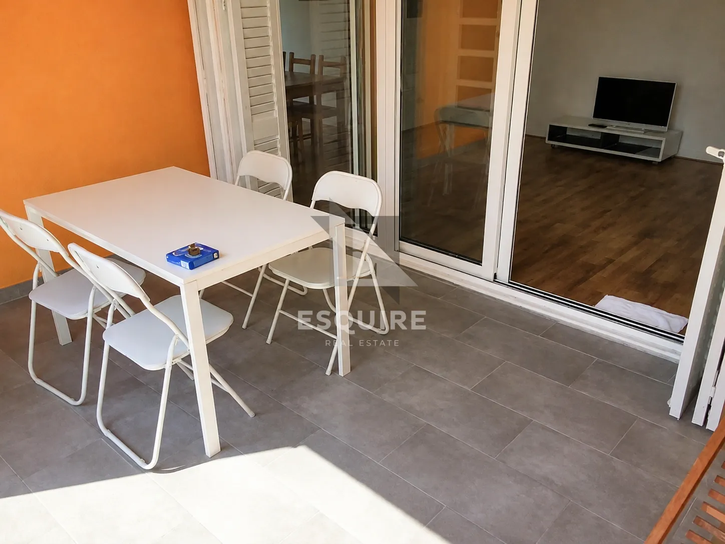 privlaka – namješten apartman c2 u prizemlju s velikim vrtom, 90 m od mora!! - slika 3