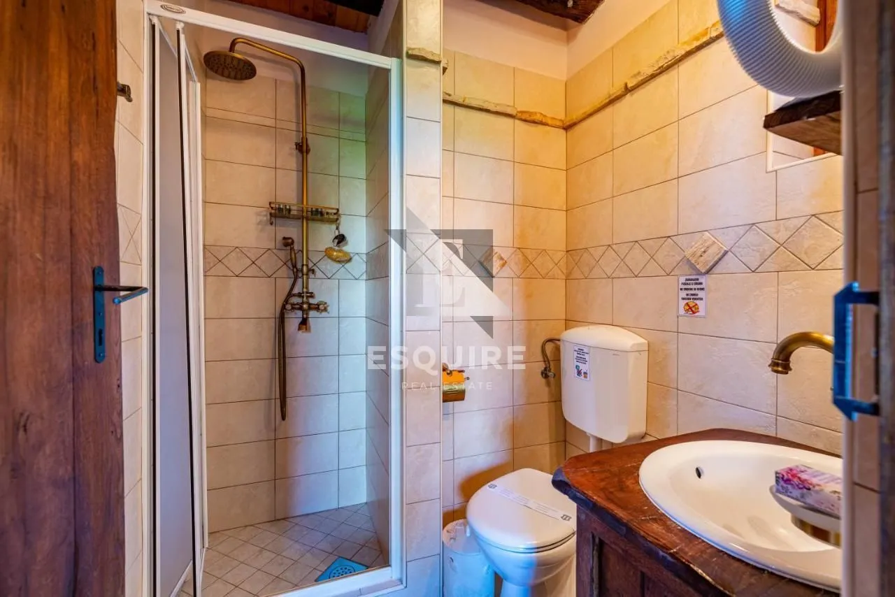 posedarje - vila s bazenom uz more- 2.redo od mora - slika 33