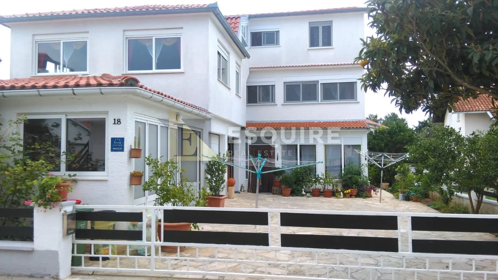 zadar-petrčane apartmanska kuća s 5 apartmana i stanom - slika 2