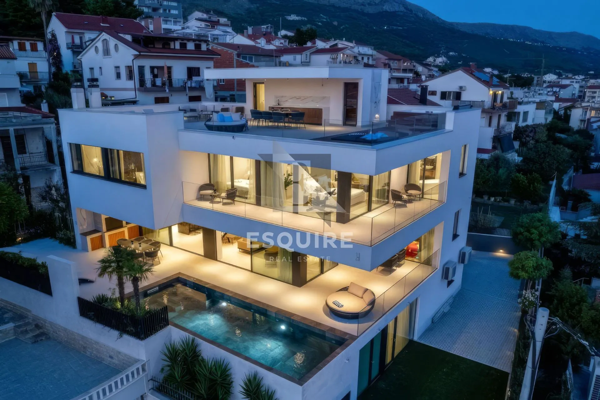 split - ekskluzivna vila s pogledom na more - slika 4