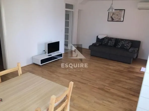 privlaka – namješten apartman u prizemlju s velikim vrtom, 90 m od mora!! - slika 8
