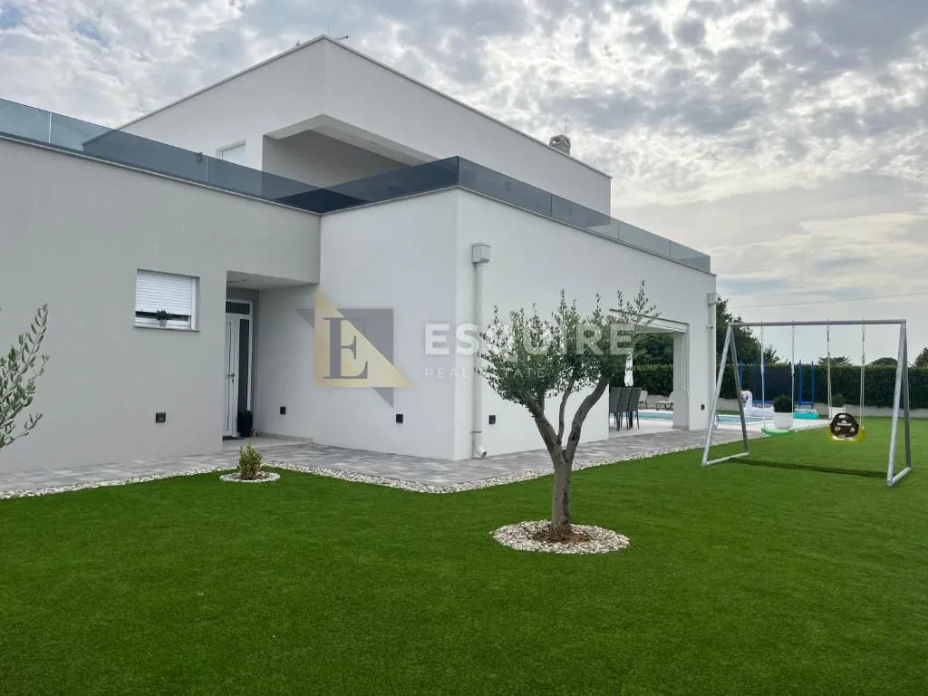 vrsi - moderna vila od 170 m2 s bazenom!! - slika 7