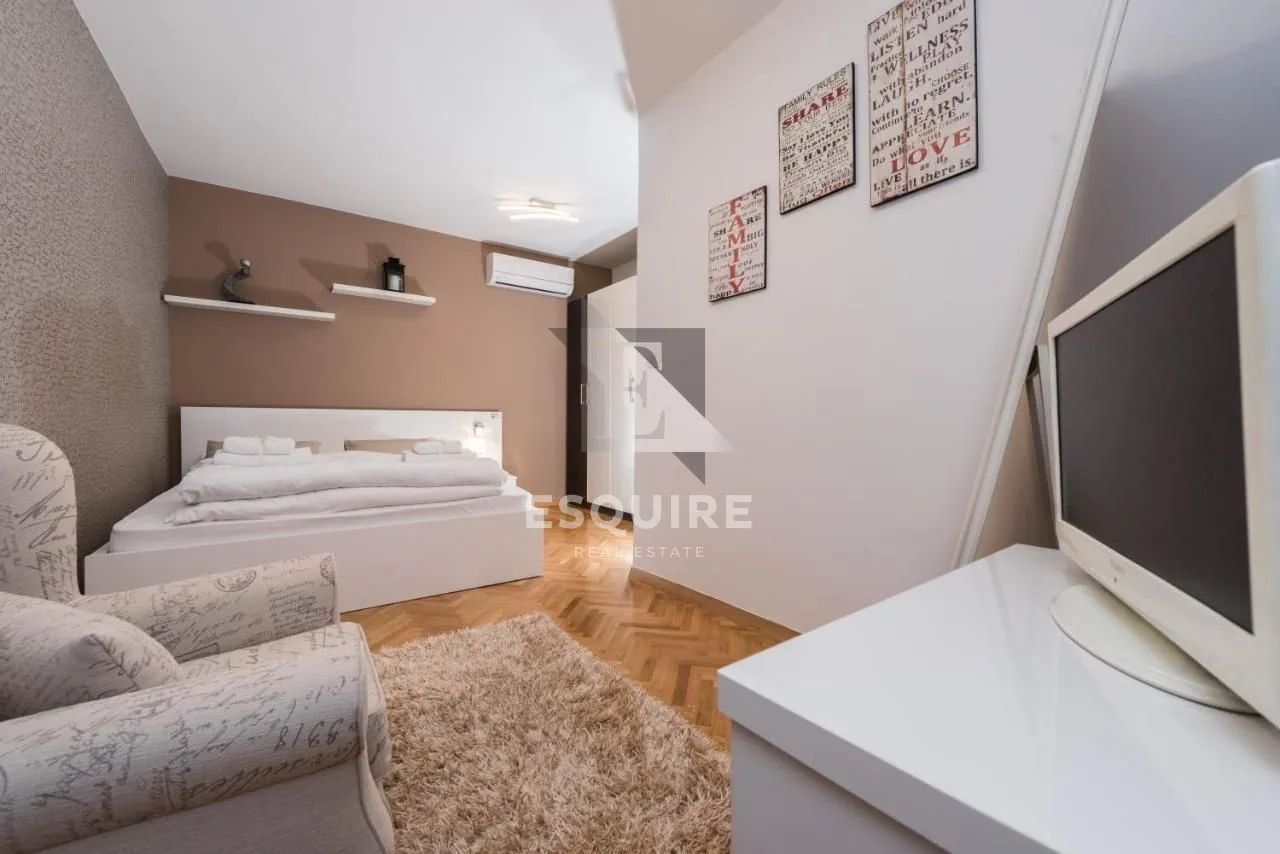 zadar - zgrada u centru stare jezgre grada sa 6 apartmana i 2 poslovna prostora - slika 37