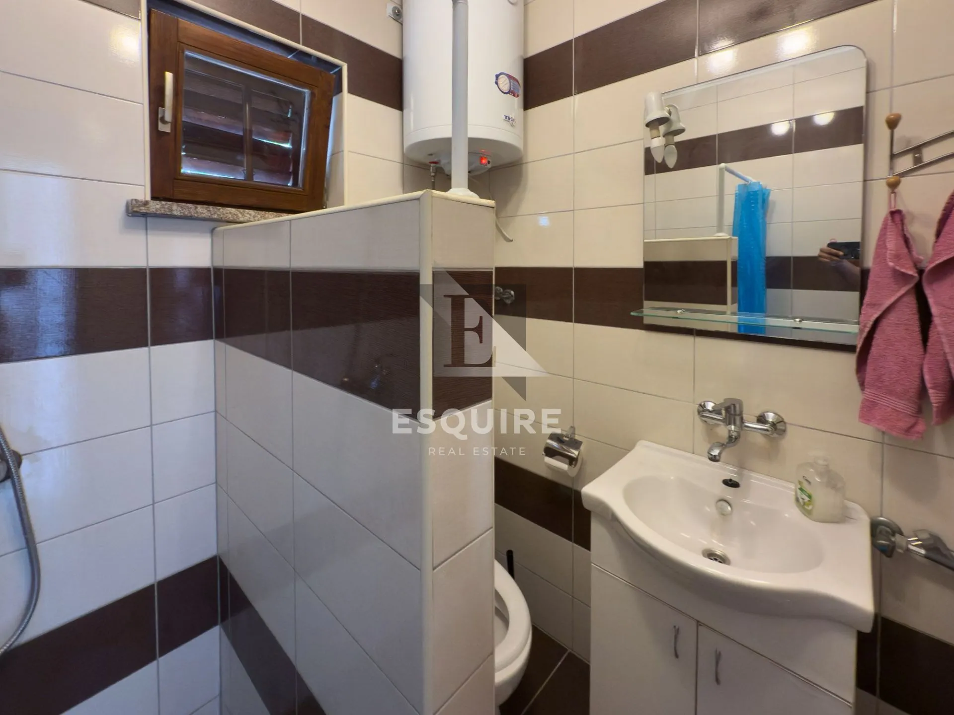 vrsi - samostojeća katnica sa dvije stambene jedinice - 250m2 - slika 10