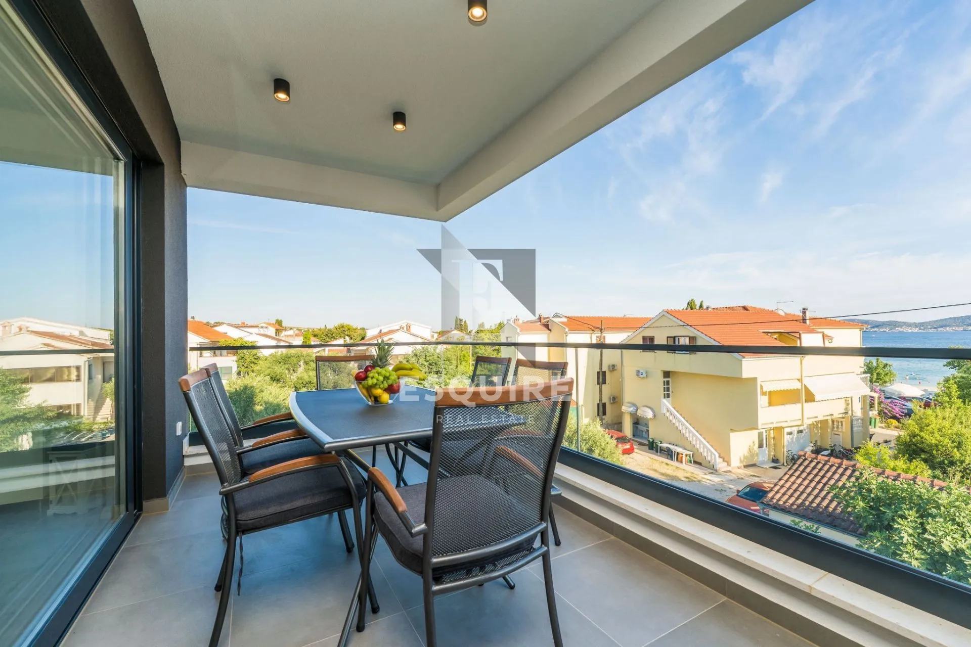 turanj - dvosoban penthouse 70m od mora - 101m2 - slika 4