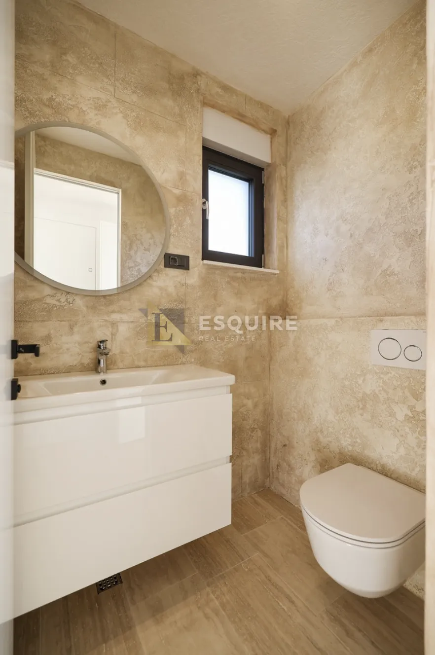 zadar - diklo - četverosobna vila 1. red do mora - 150m2 - slika 13