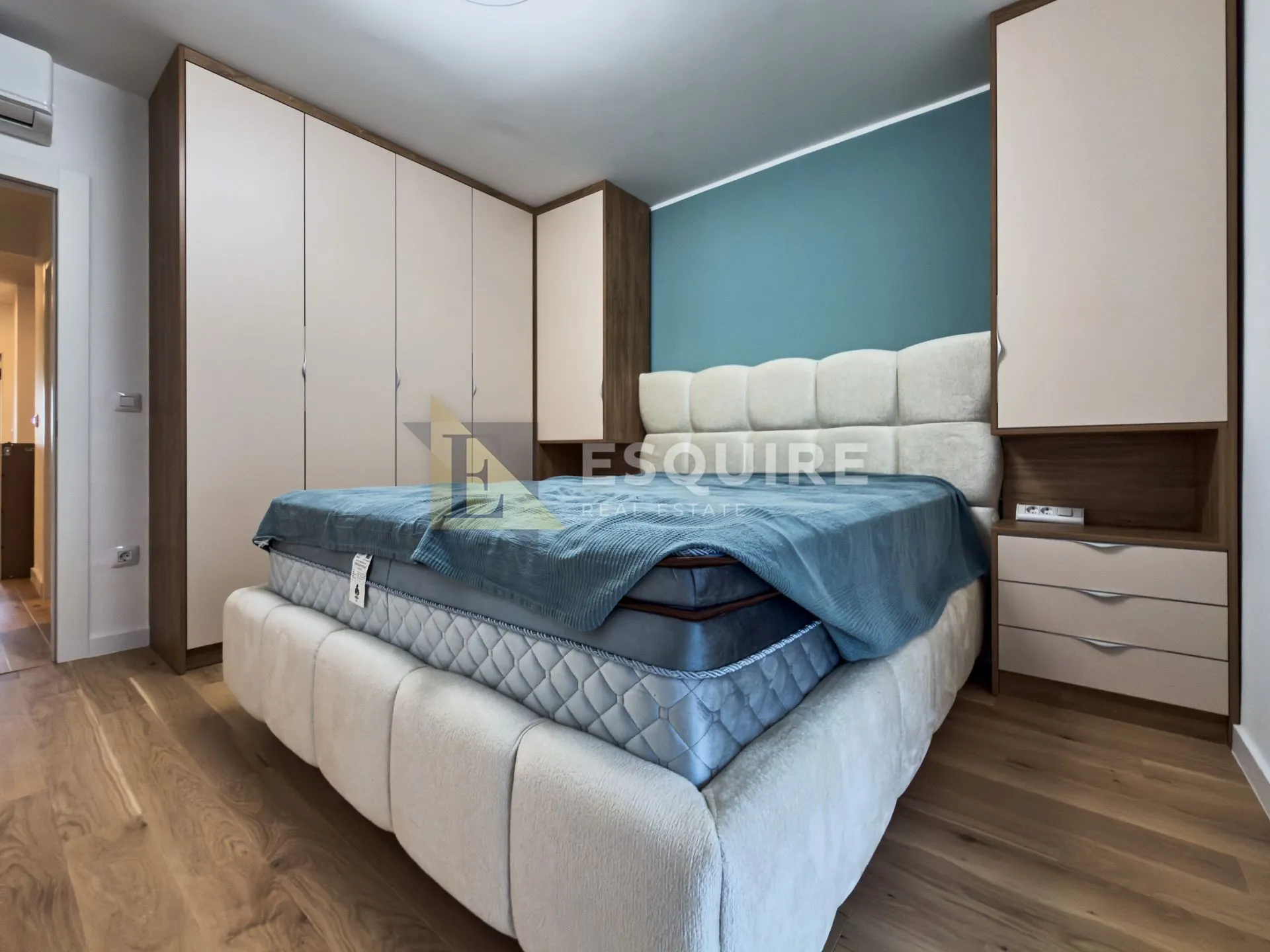 bili brig - potpuno renoviran dvosoban stan - 75m2 - slika 7