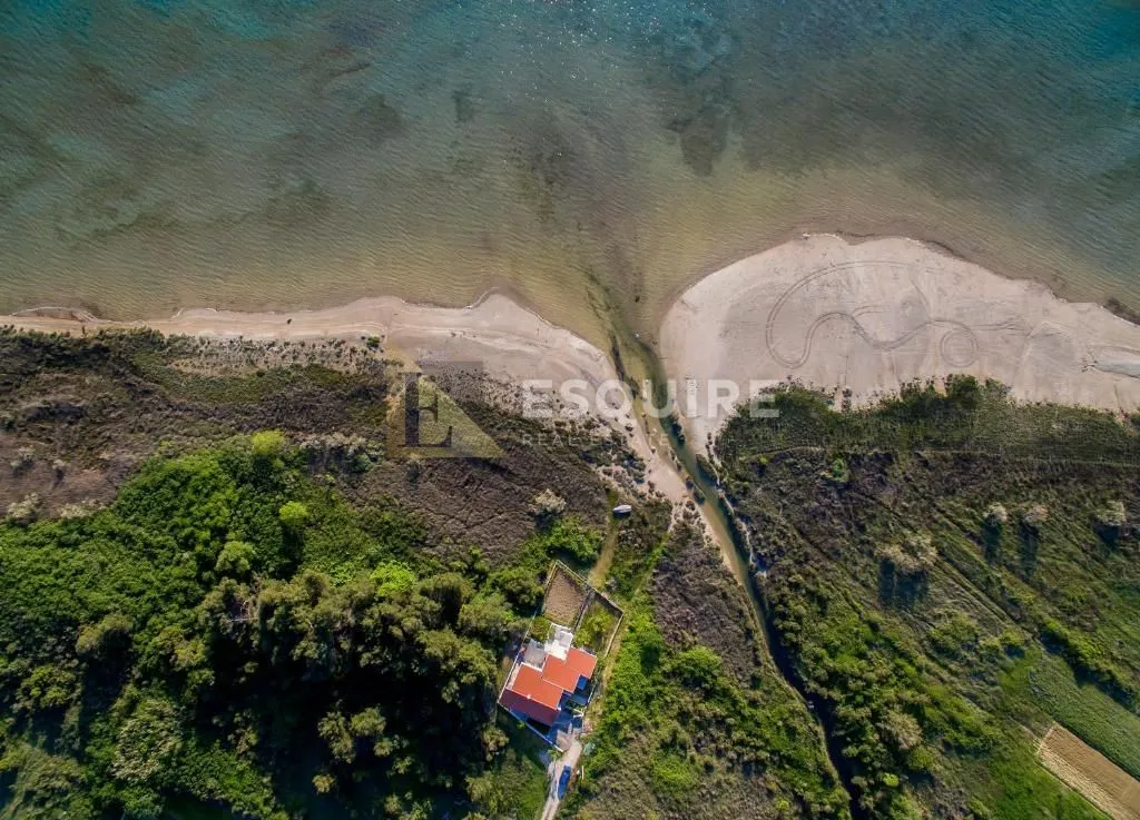 ljubač - velika parcela sa prizemnicom 1. red do mora - 702m2 - slika 16