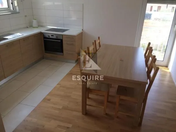 privlaka – namješten apartman u prizemlju s velikim vrtom, 90 m od mora!! - slika 4