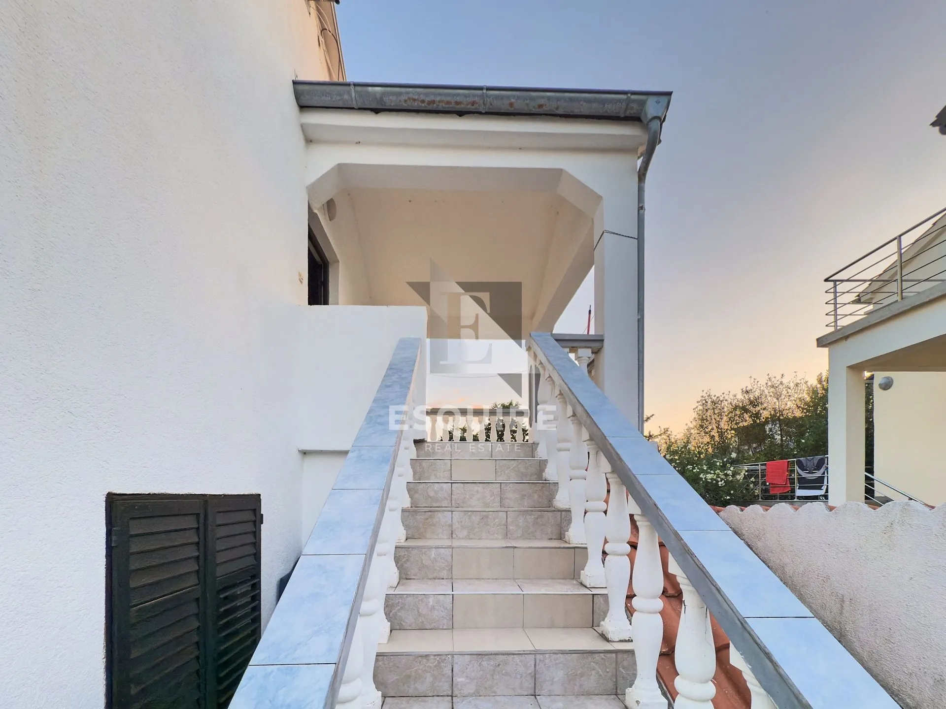 privlaka-sabunike, dvojna kuća s dva apartmana – 700 m od pješčane plaže!! - slika 21
