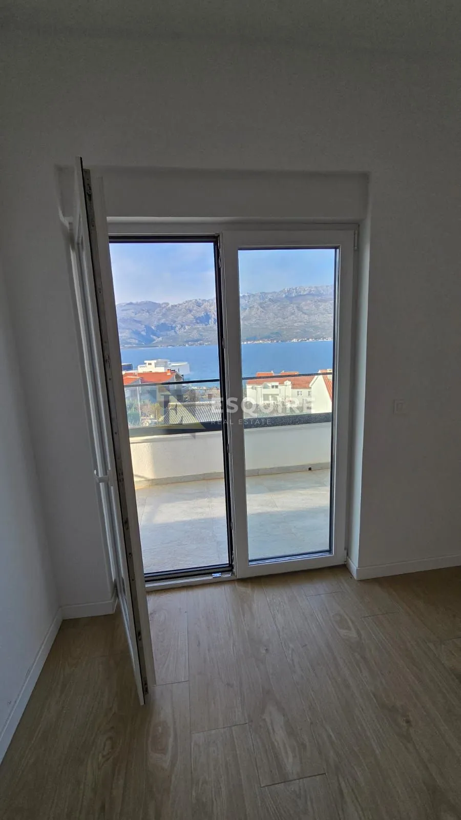 vinjerac - trosoban penthouse s krovnom terasom i panoramskim pogledom na more!! - slika 6