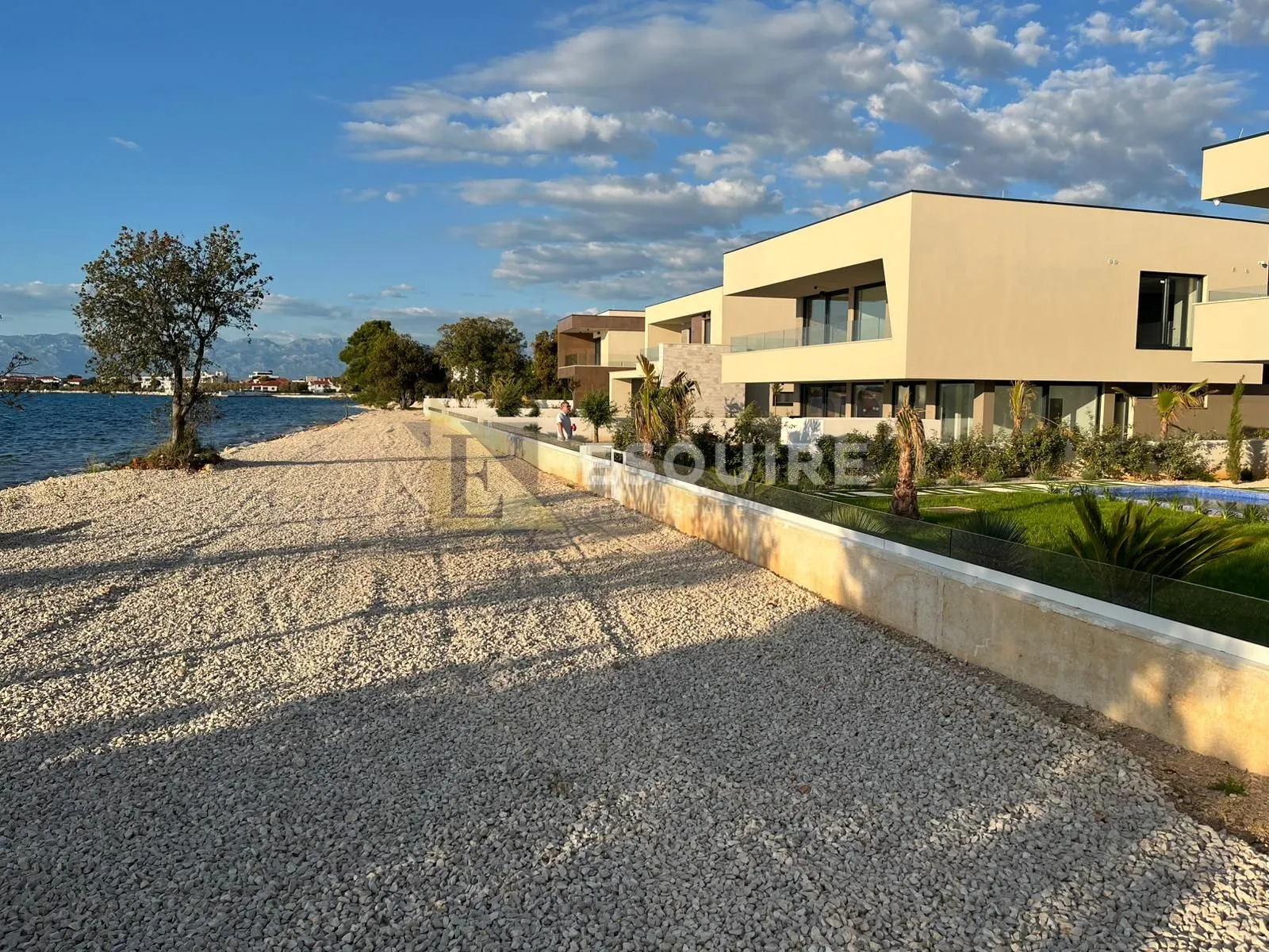 zaton - luksuzna četverosobna vila 1. red do mora - 240m2 - slika 13
