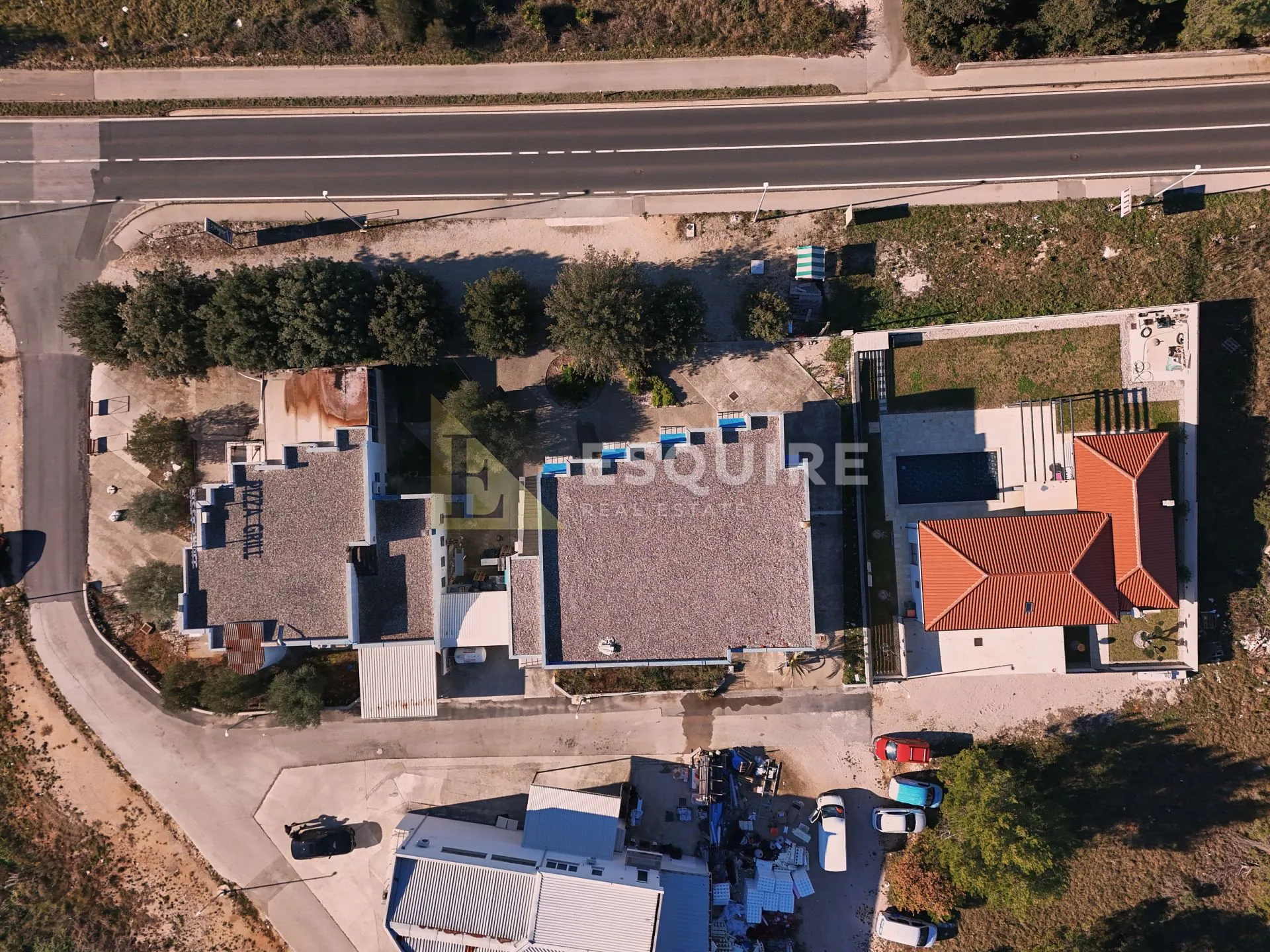 zaton - dvije poslovno stambene zgrade - 1200m2 - slika 30