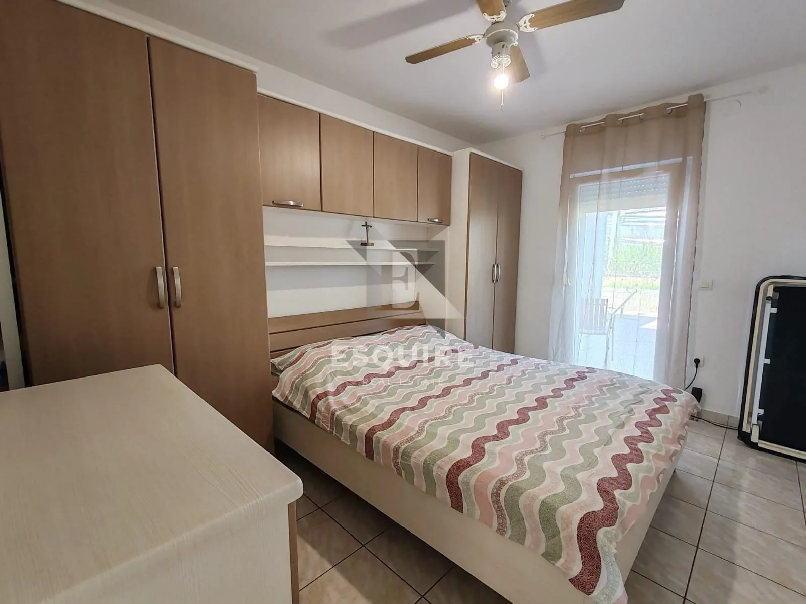 bibinje - prilika trosoban stan s 4 parkirna mjesta, mogućnost podjele u dva stana - 149m2 - slika 11