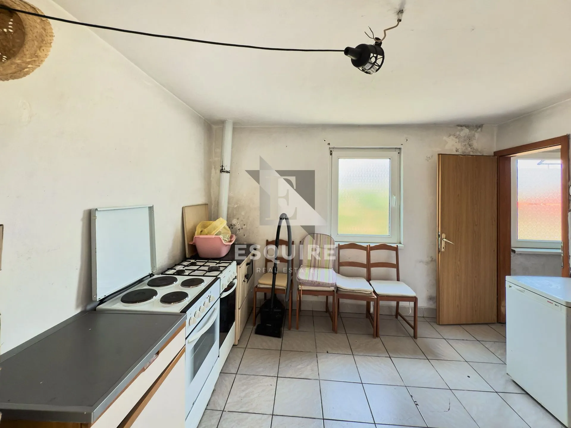 zemunik donji - samostojeća katnica s velikim dvorištem - 260m2 - slika 17