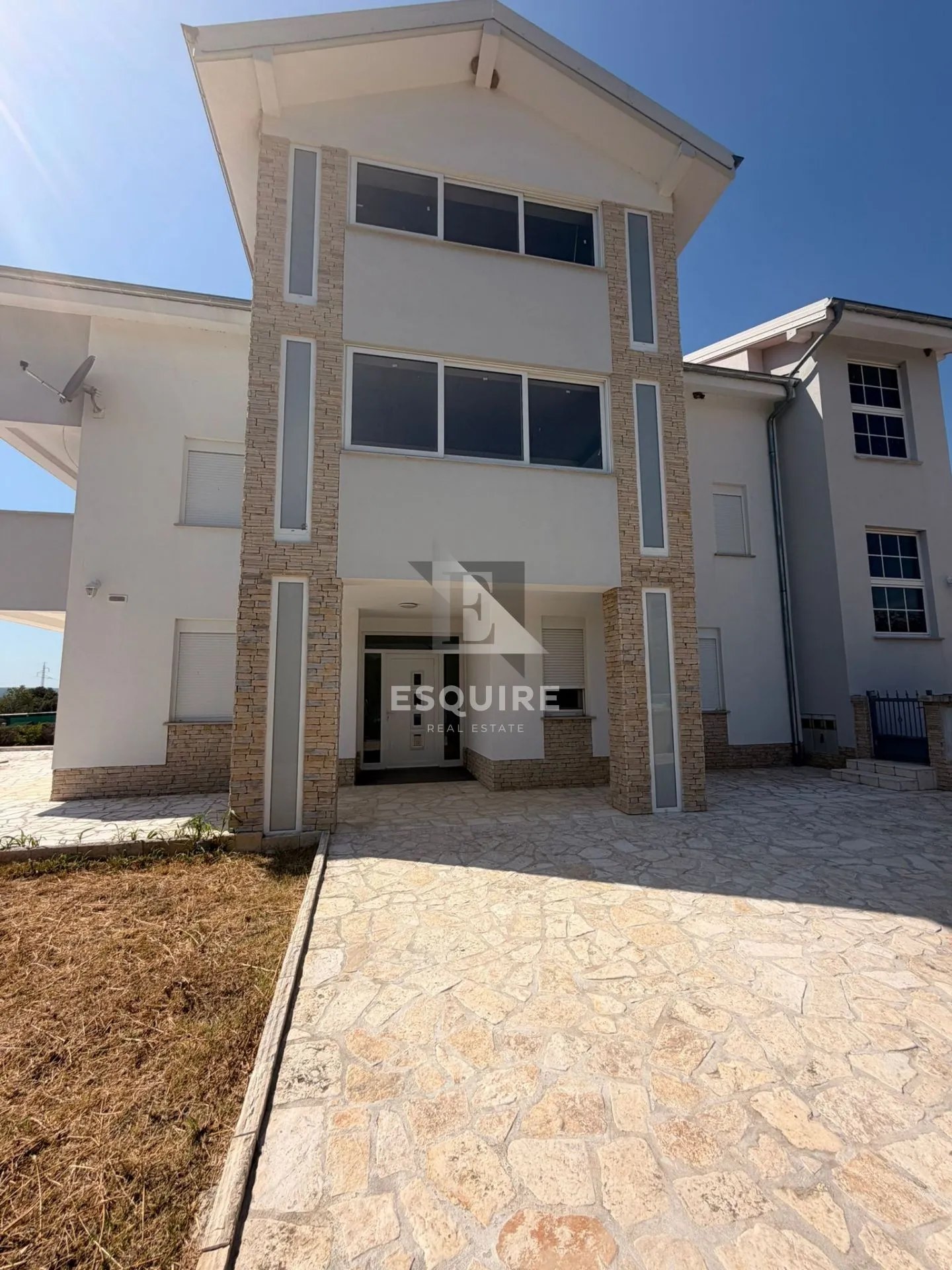donja jagodnja - apartmanska kuća s bazenom - 540m2 - slika 10