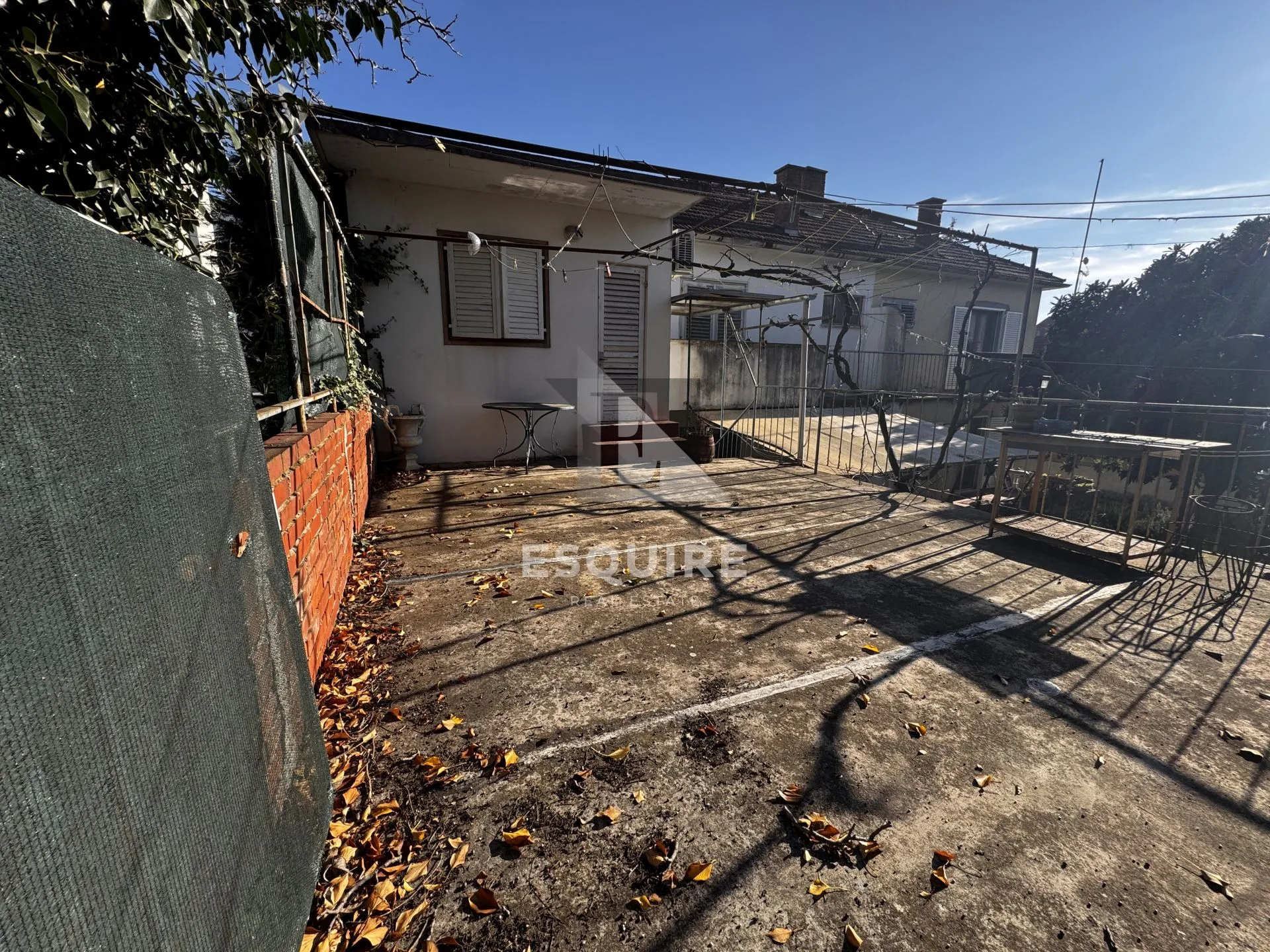 zadar-borik, duplex kuća na odličnoj lokaciji sa dva stana!! - slika 8