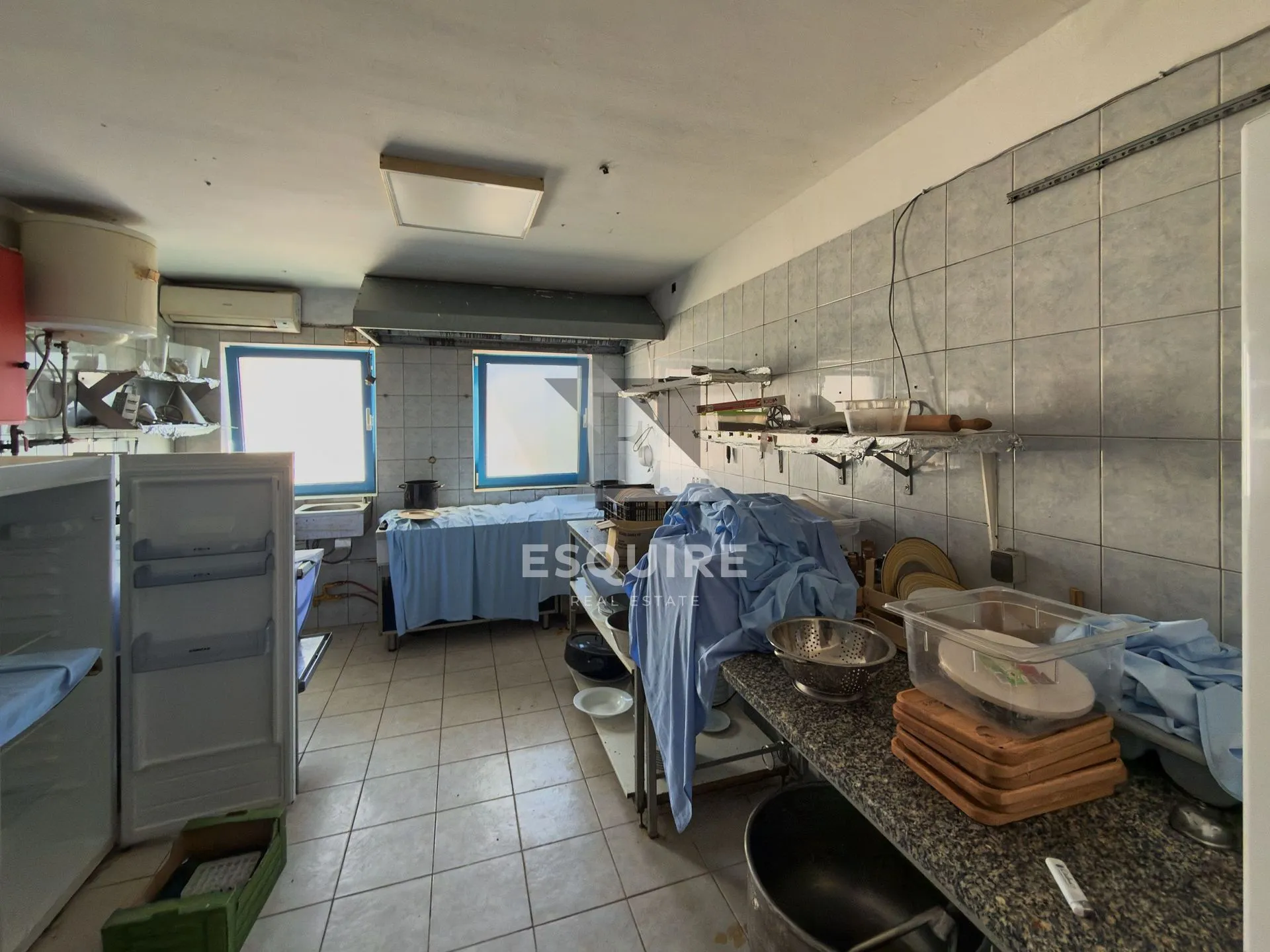 zaton - dvije poslovno stambene zgrade - 1200m2 - slika 23