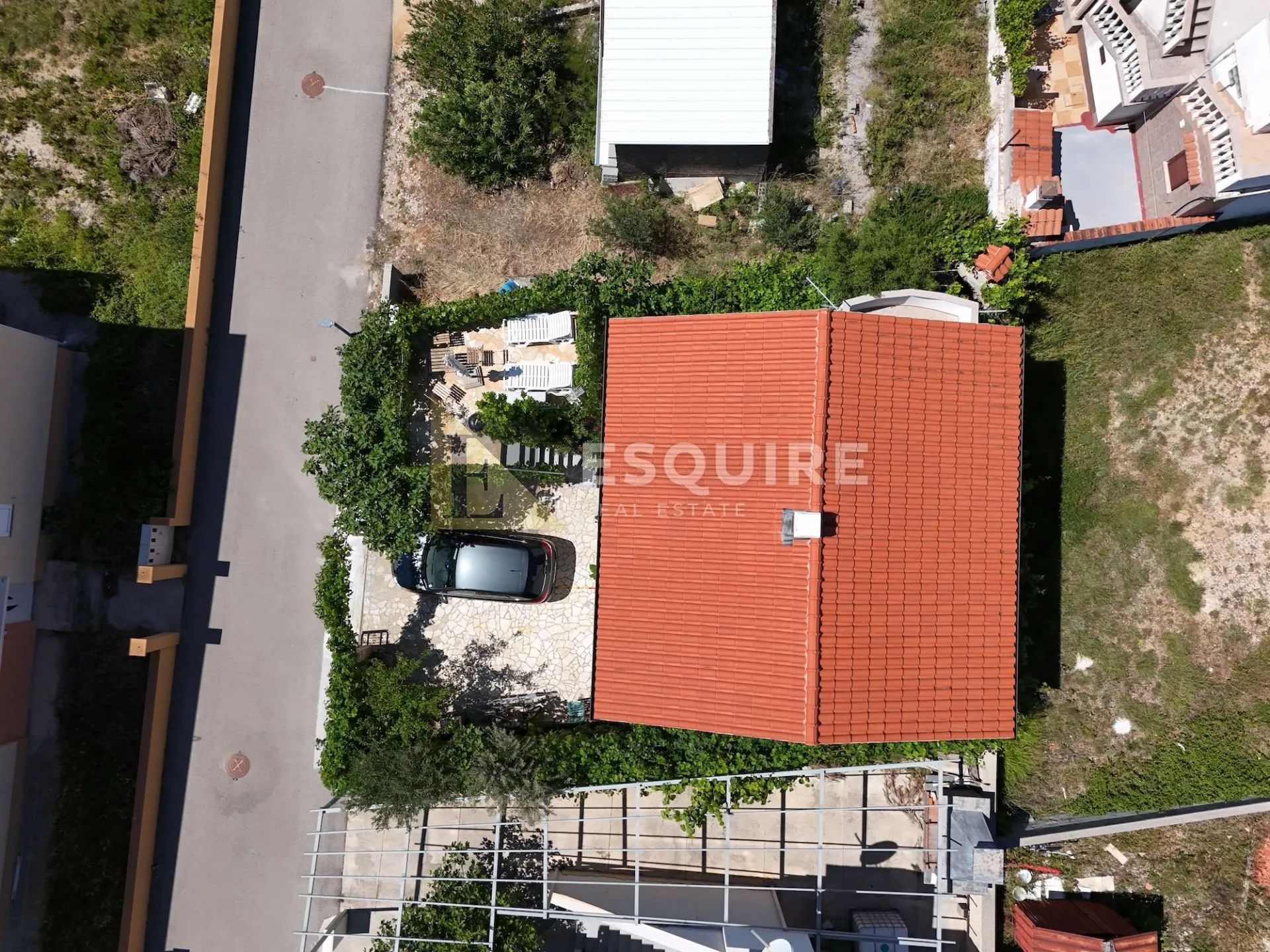 vrsi - samostojeća katnica sa dvije stambene jedinice - 250m2 - slika 42