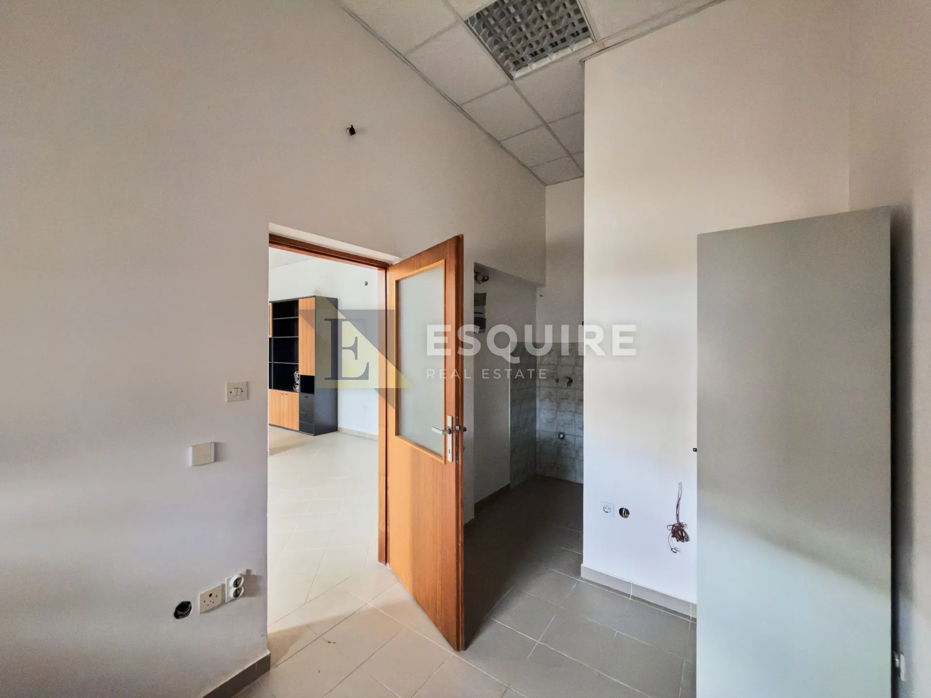 bili brig - poslovni prostor 48m2 - slika 8