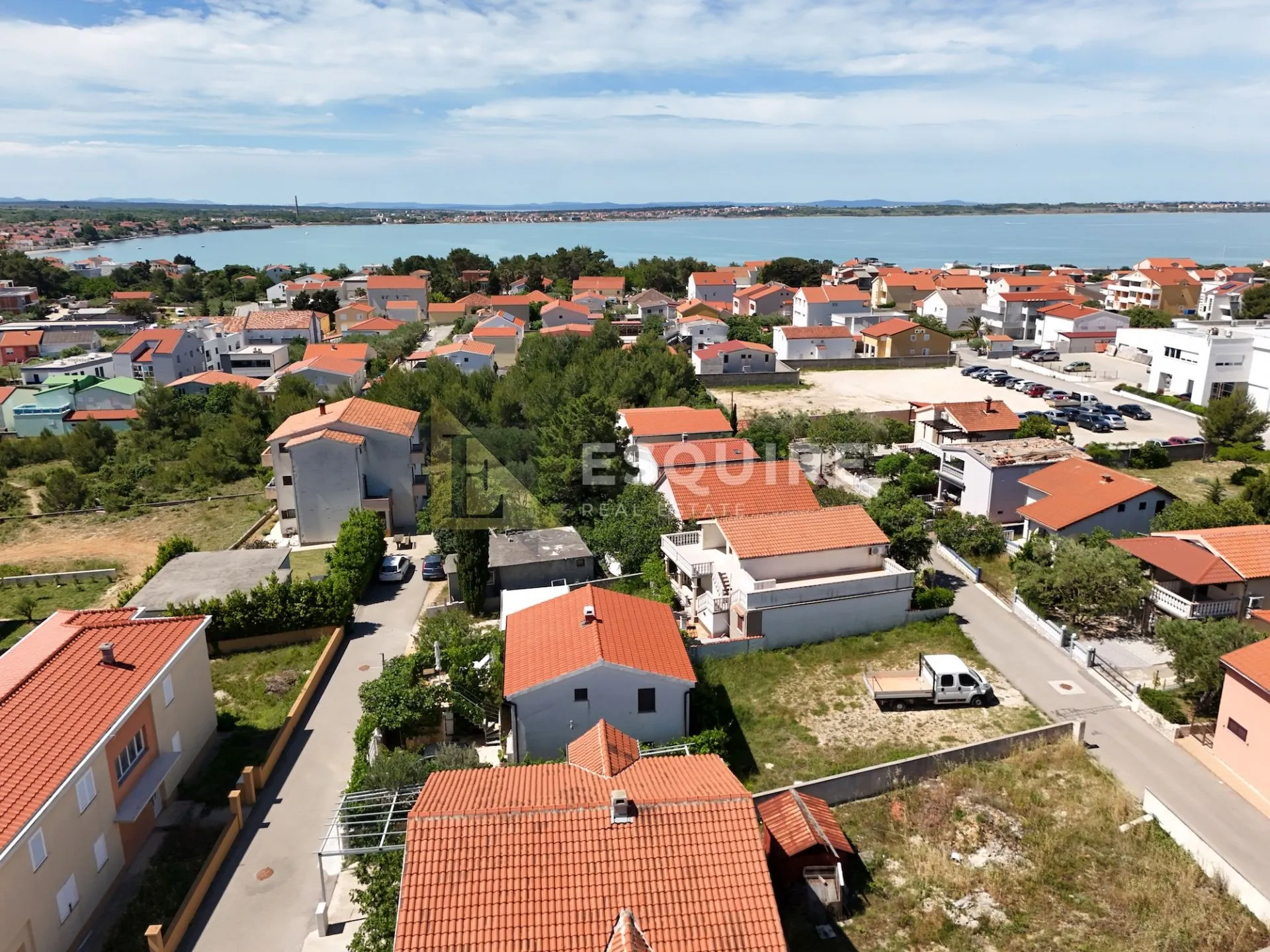 vrsi - samostojeća katnica sa dvije stambene jedinice - 250m2 - slika 37