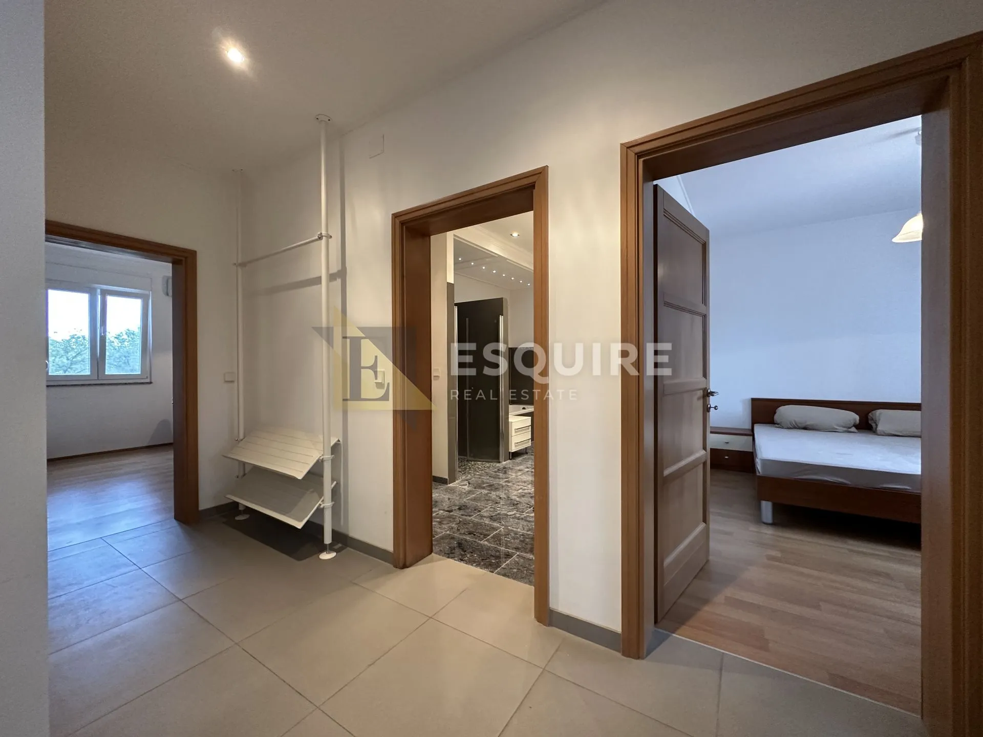 donja jagodnja - apartmanska kuća s bazenom - 540m2 - slika 17
