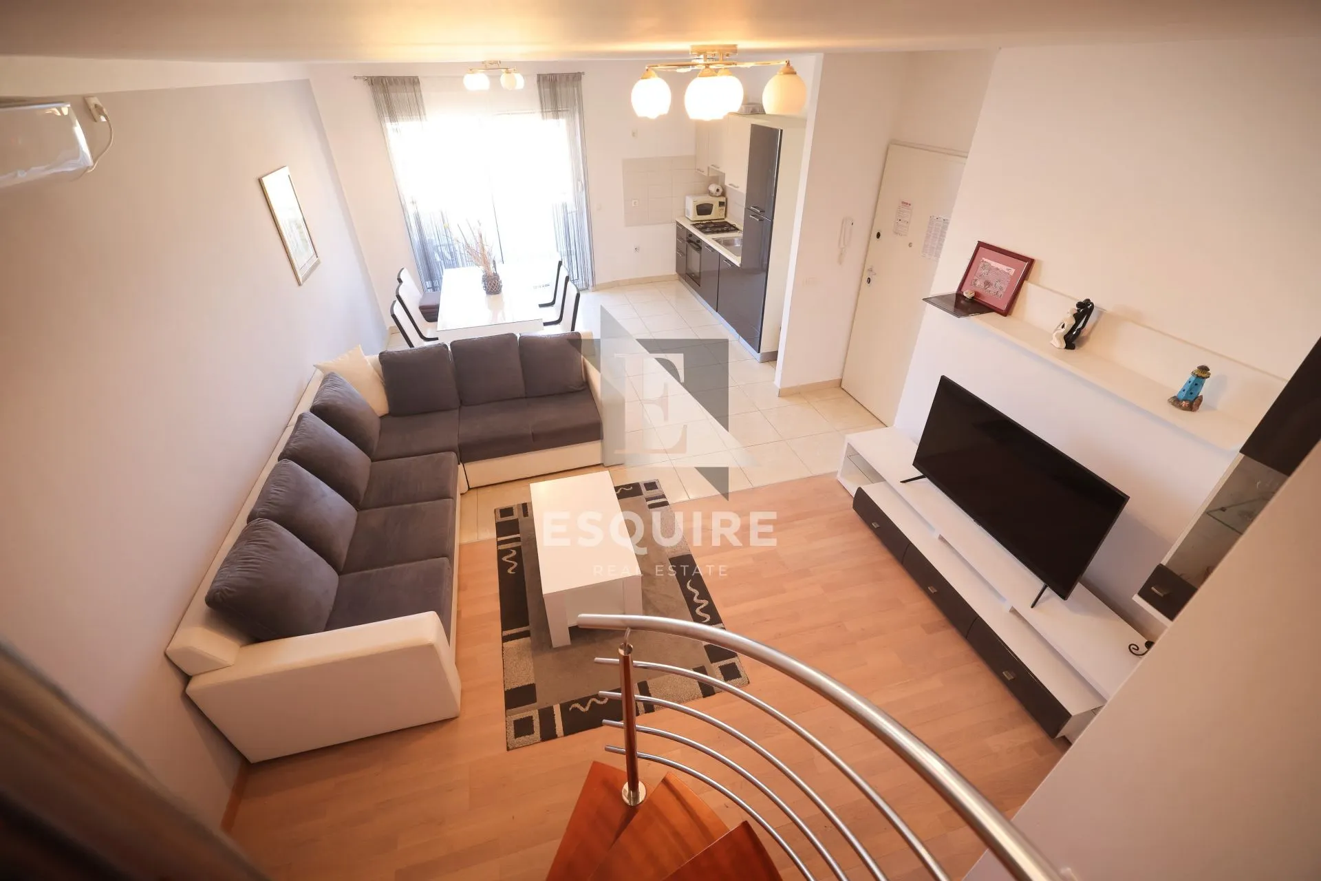 zaton - nin dvoetažni namješten apartman 135,37 m² - 250 m od mora! - slika 14