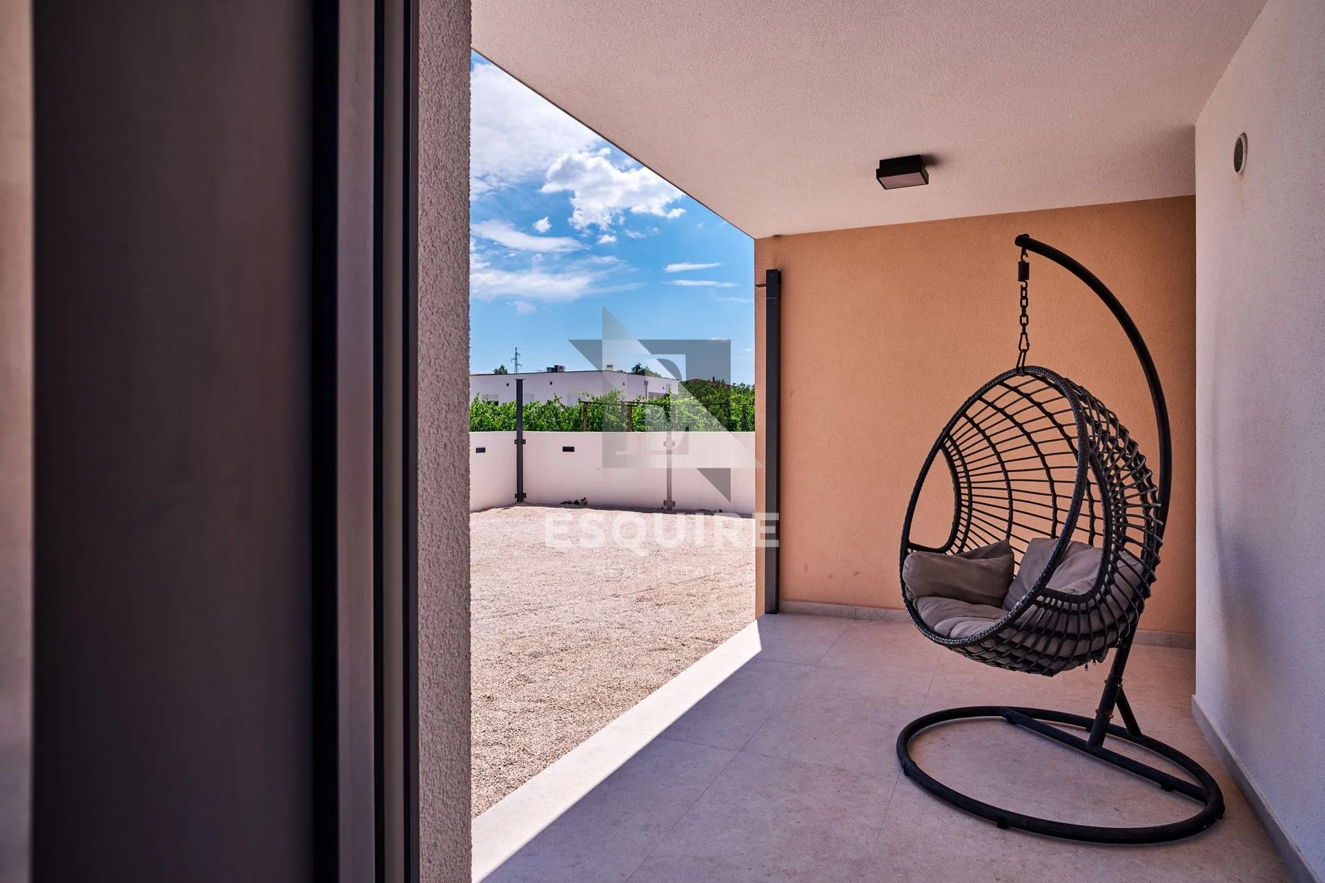 nin - žerava - moderna trosobna vila s bazenom - 188m2 - slika 49