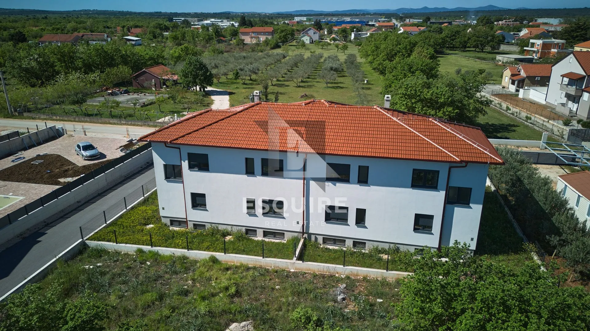 murvica - dvojna kuća, 5 soba, garaža - 241m2 - slika 3