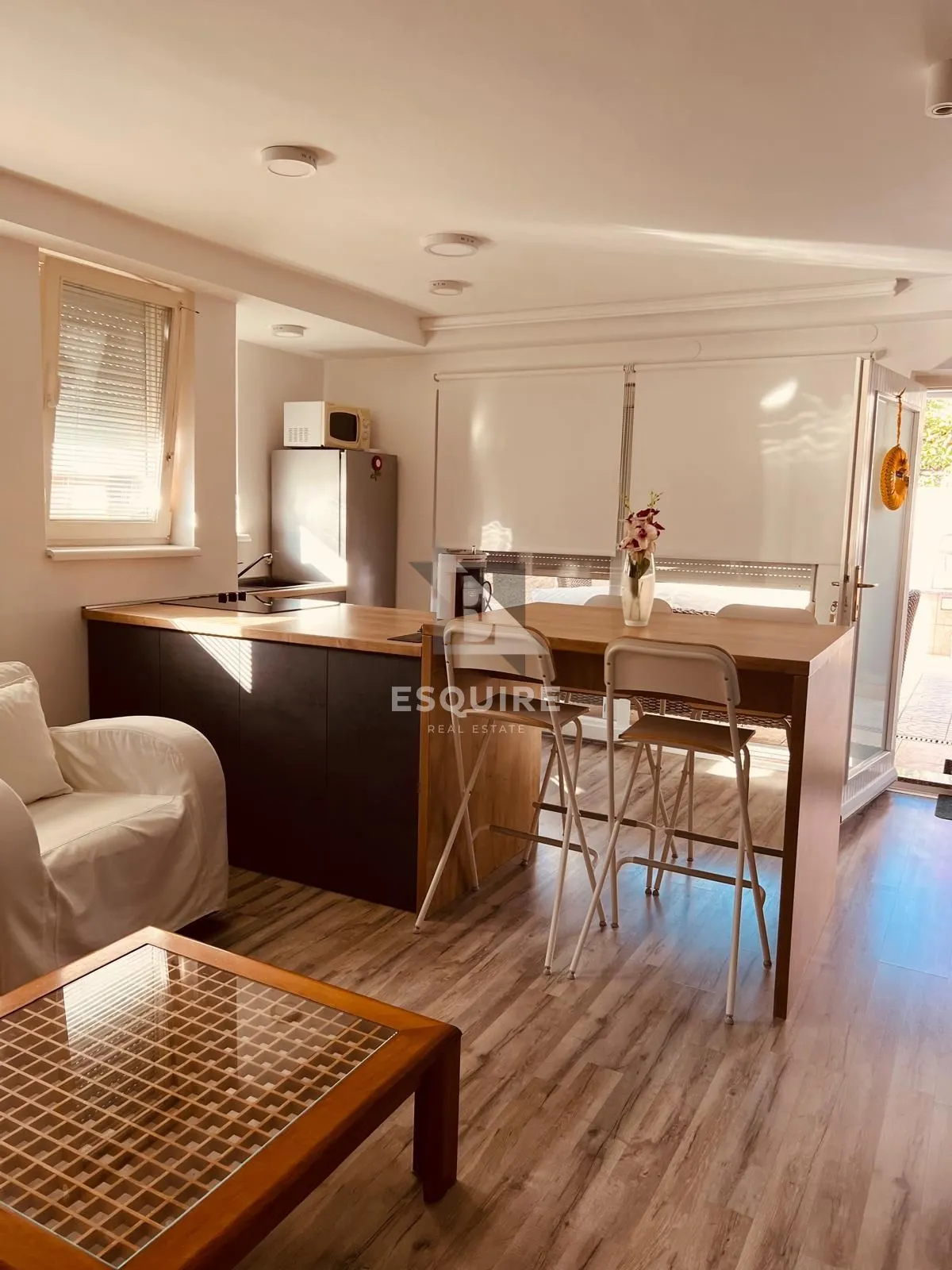 zadar - diklo - dvosoban stan s velikim vrtom 100m od mora - 85m2 - slika 2