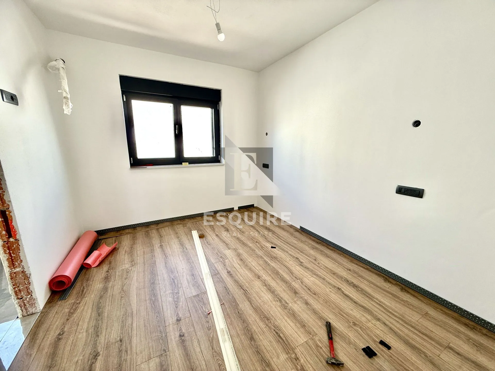 zaton - na prodaju luksuzna samostojeća vila s bazenom i garažom!! - slika 19