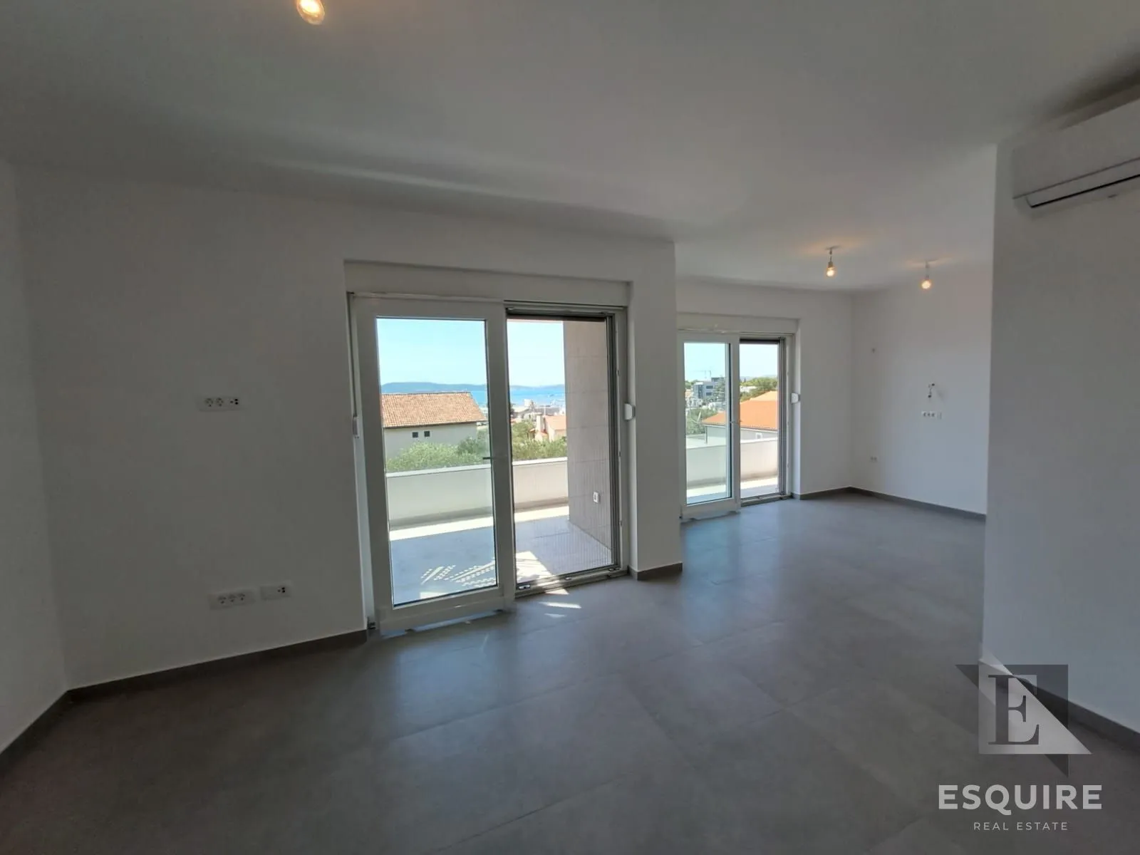 sukošan - mala makarska - trosoban penthouse 100m od mora - 127m2 - slika 2
