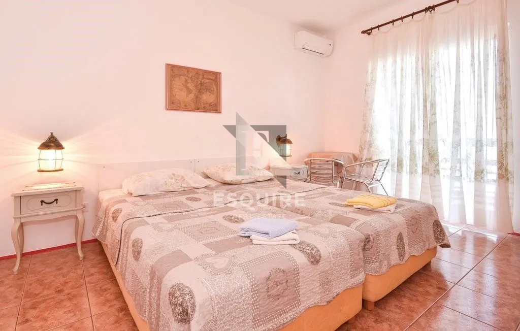čiovo - slatine villa u prvom redu do mora - slika 8