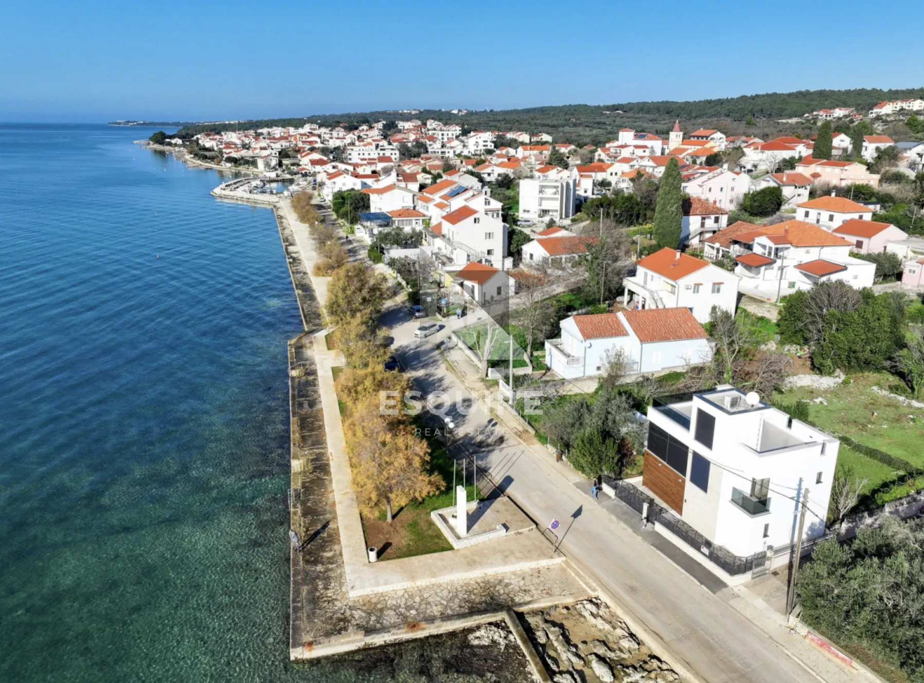 zadar - diklo - četverosobna vila 1. red do mora - 150m2 - slika 47