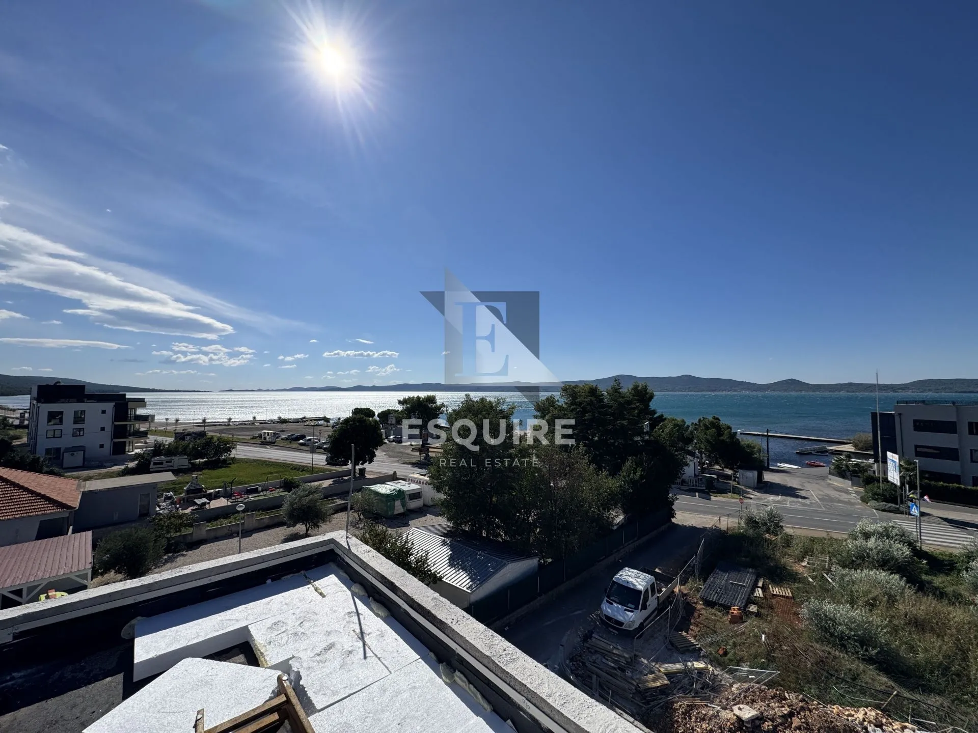 zadar - sukošan penthouse s201 prvi red do mora - 249m2 - slika 11